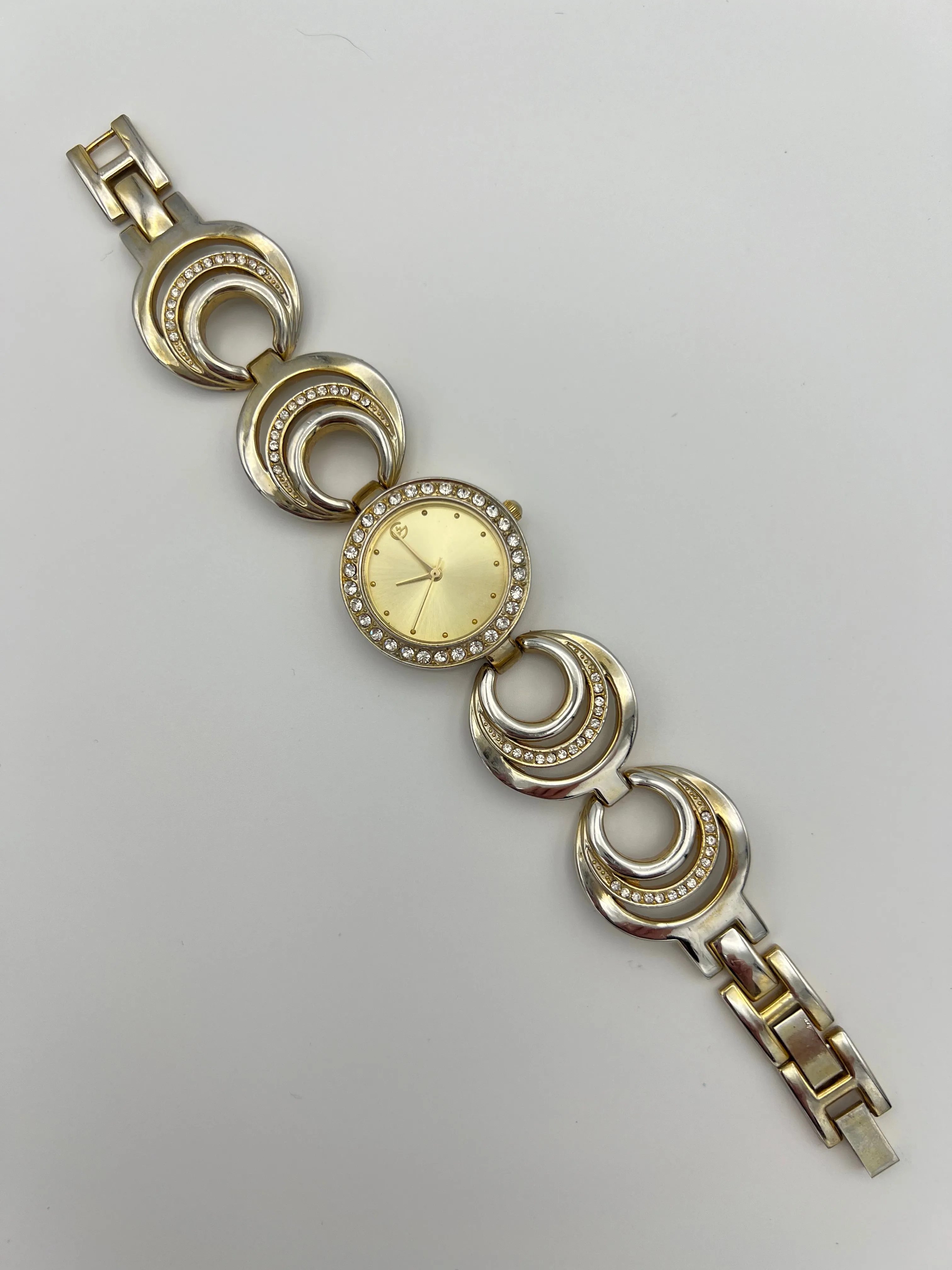 💛 Unique Gold Watch