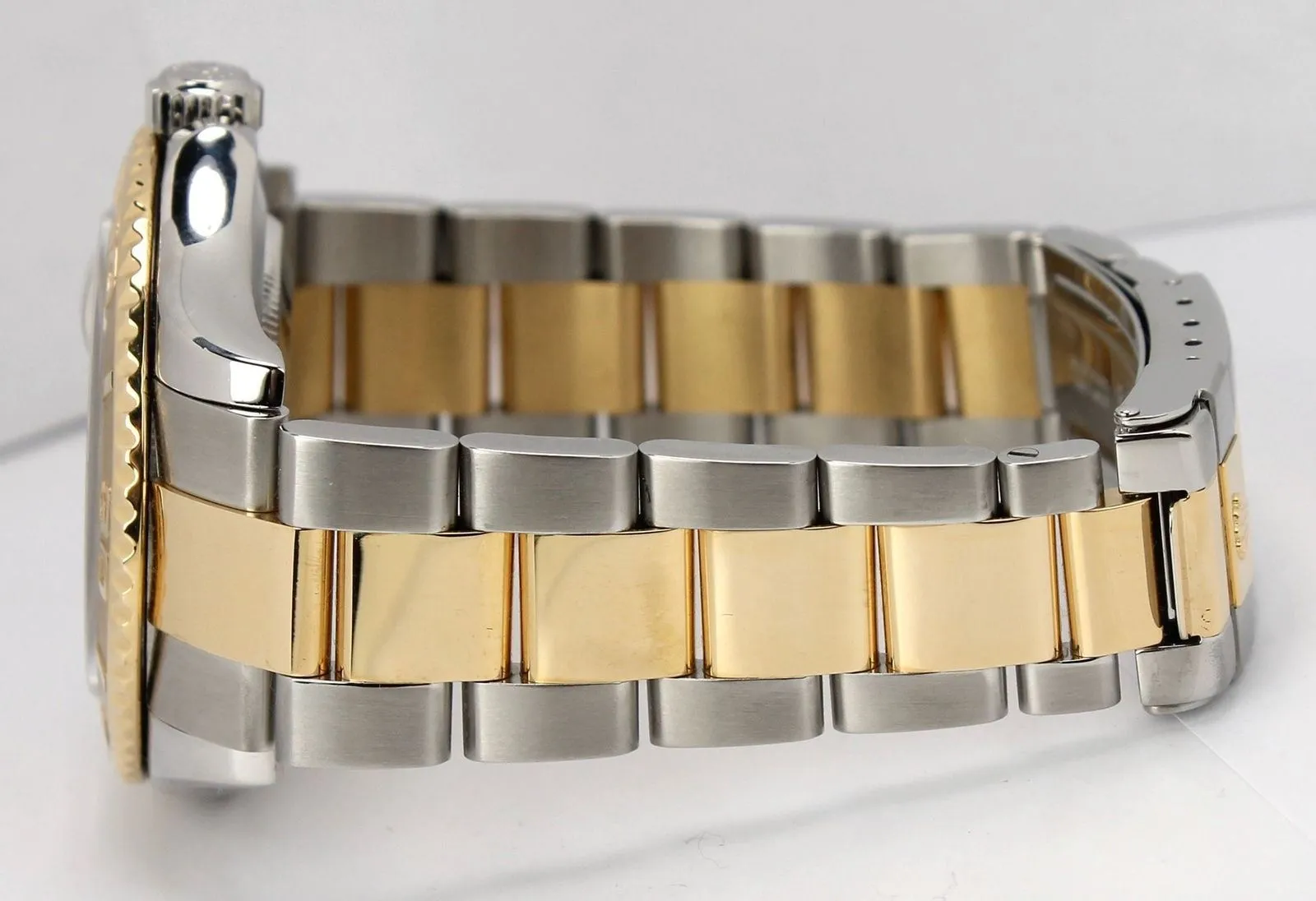 2016 REHAUT RANDOM SERIAL Rolex Yacht-Master 16623 Two Tone Gold Champagne