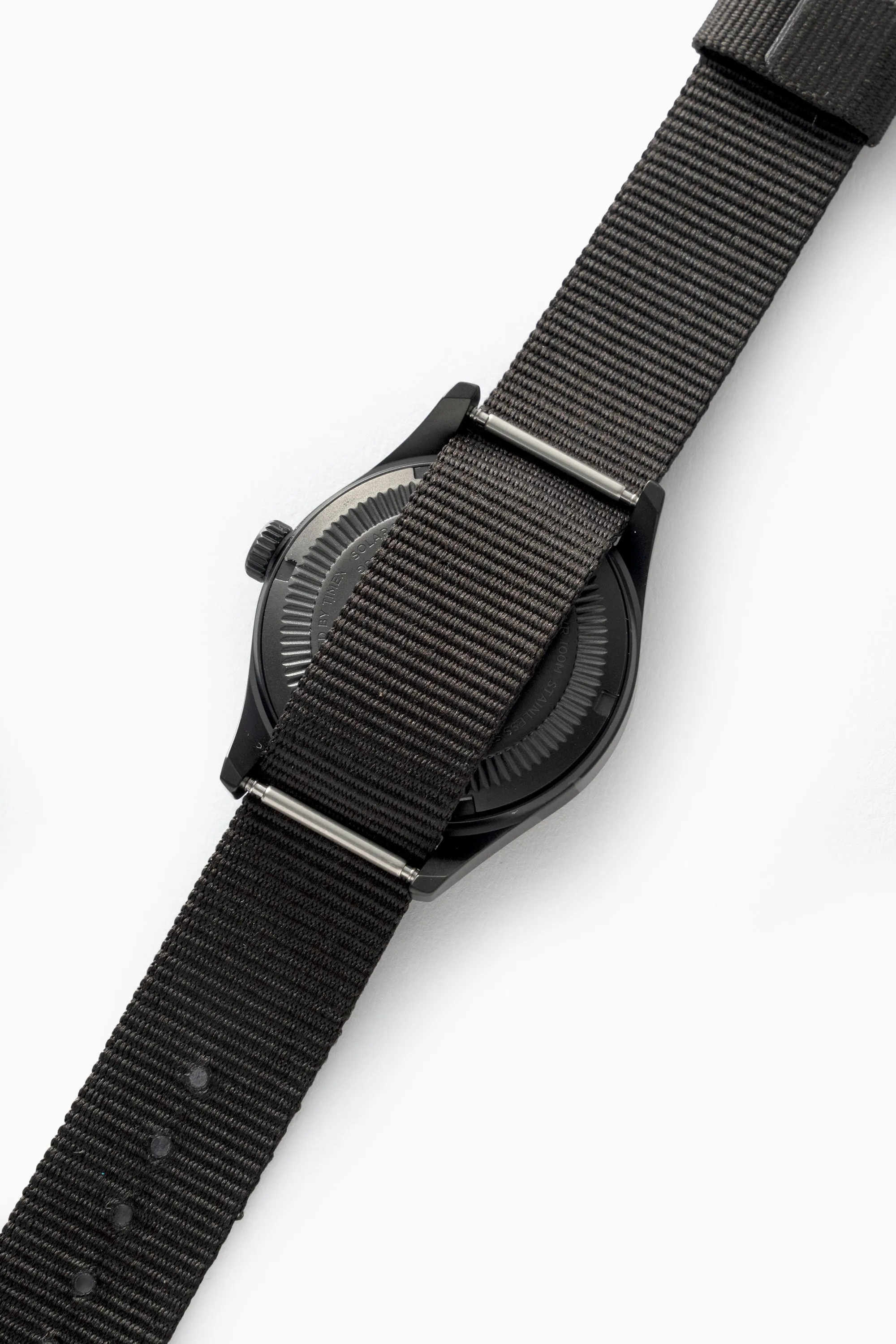 and wander - TIMEX × and wander EXPEDITION NORTH FIELD POST SOLAR