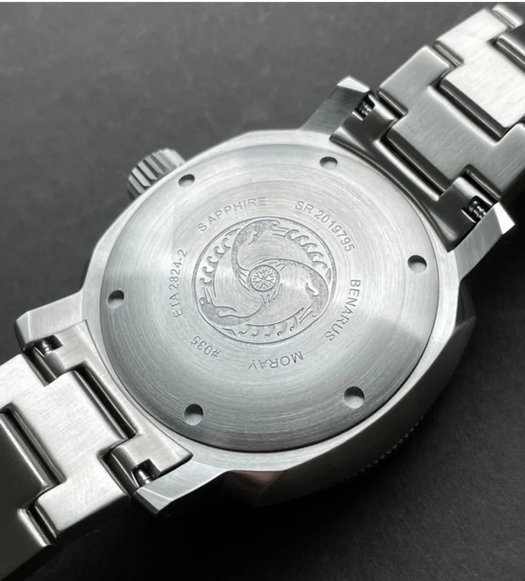 Benarus Moray Watch 40 steel blue dial numbers