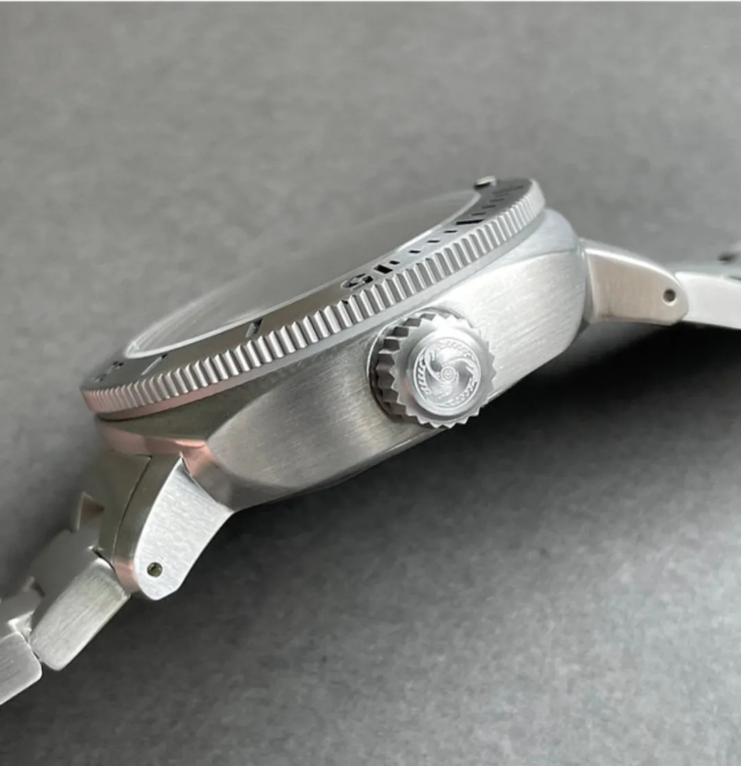 Benarus Moray Watch 40 steel grey dial numbers