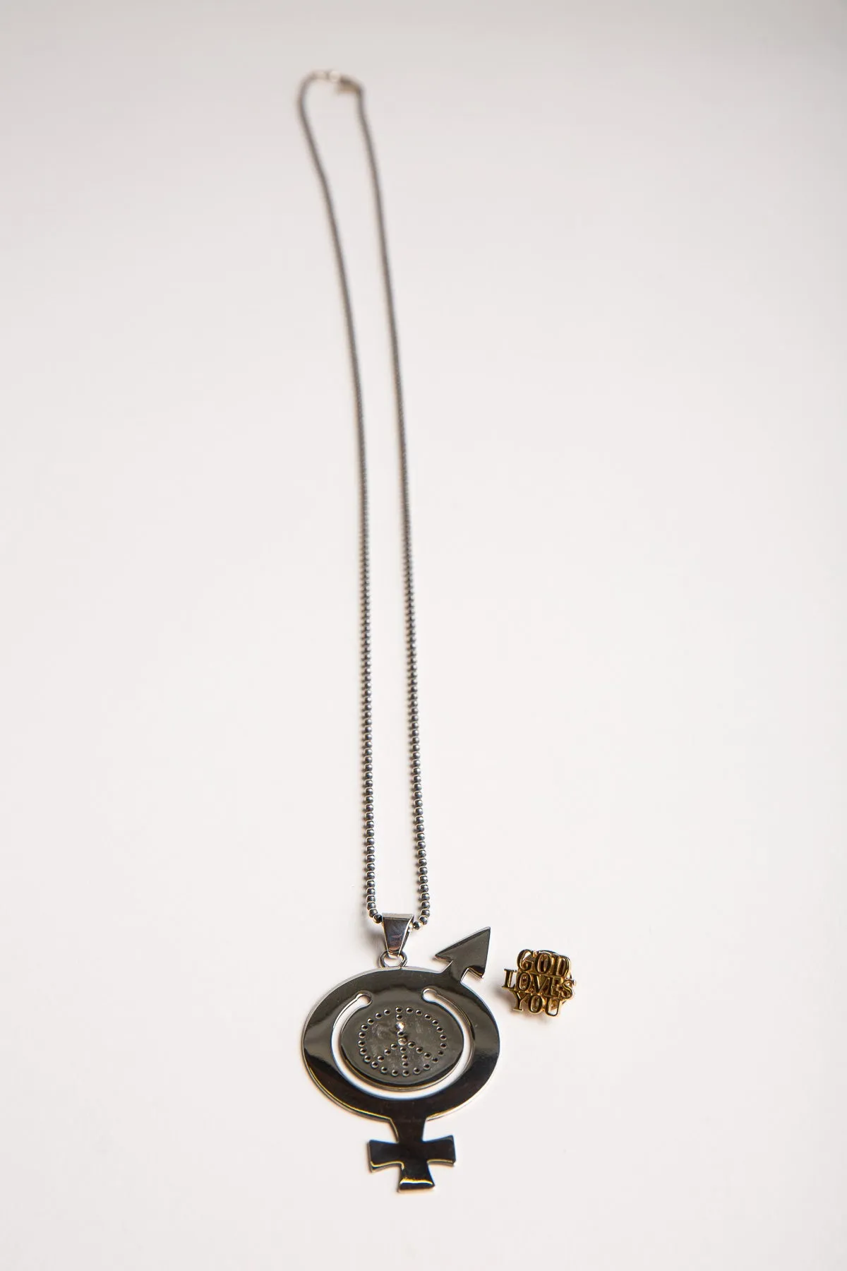 BLIND MAN TOGS | TIFFANY GOD LOVES YOU NECKLACE & PIN