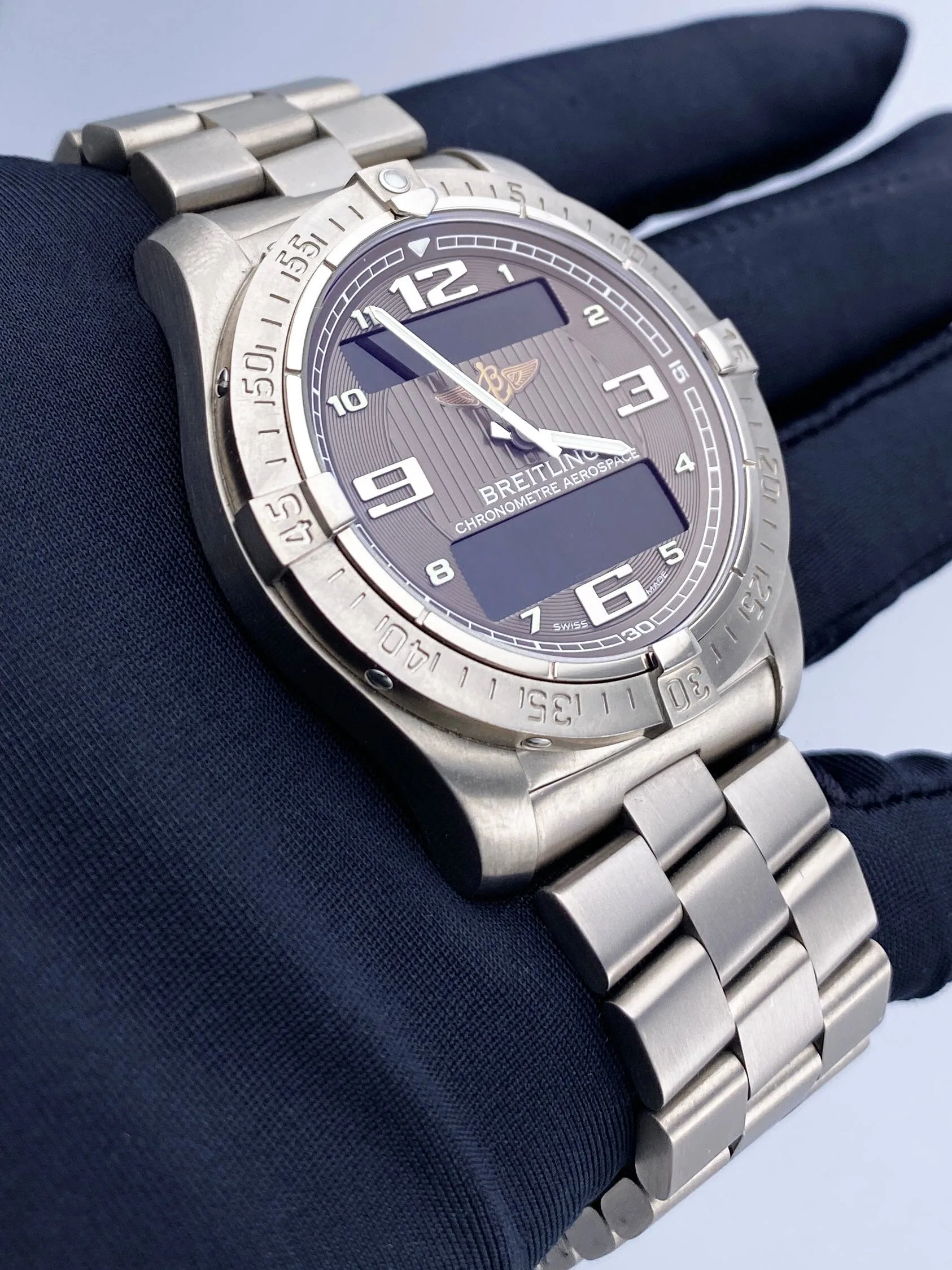 Breitling Aerospace Advantage E7936210 Titanium Mens Watch Box Papers