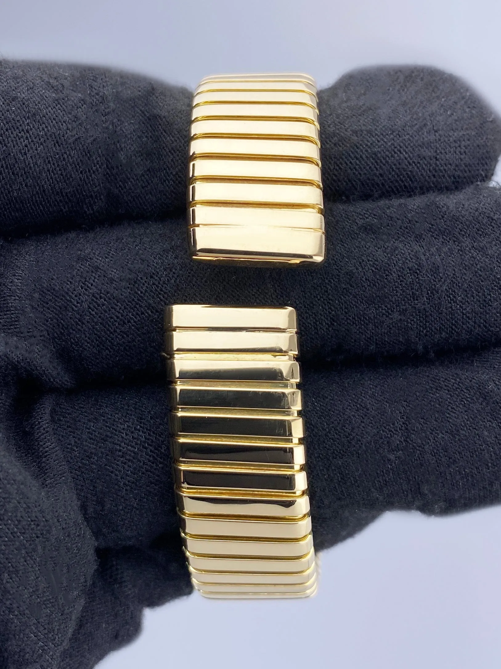 Bvlgari Tubogas BB 19 2T 18K Yellow Gold Ladies Watch