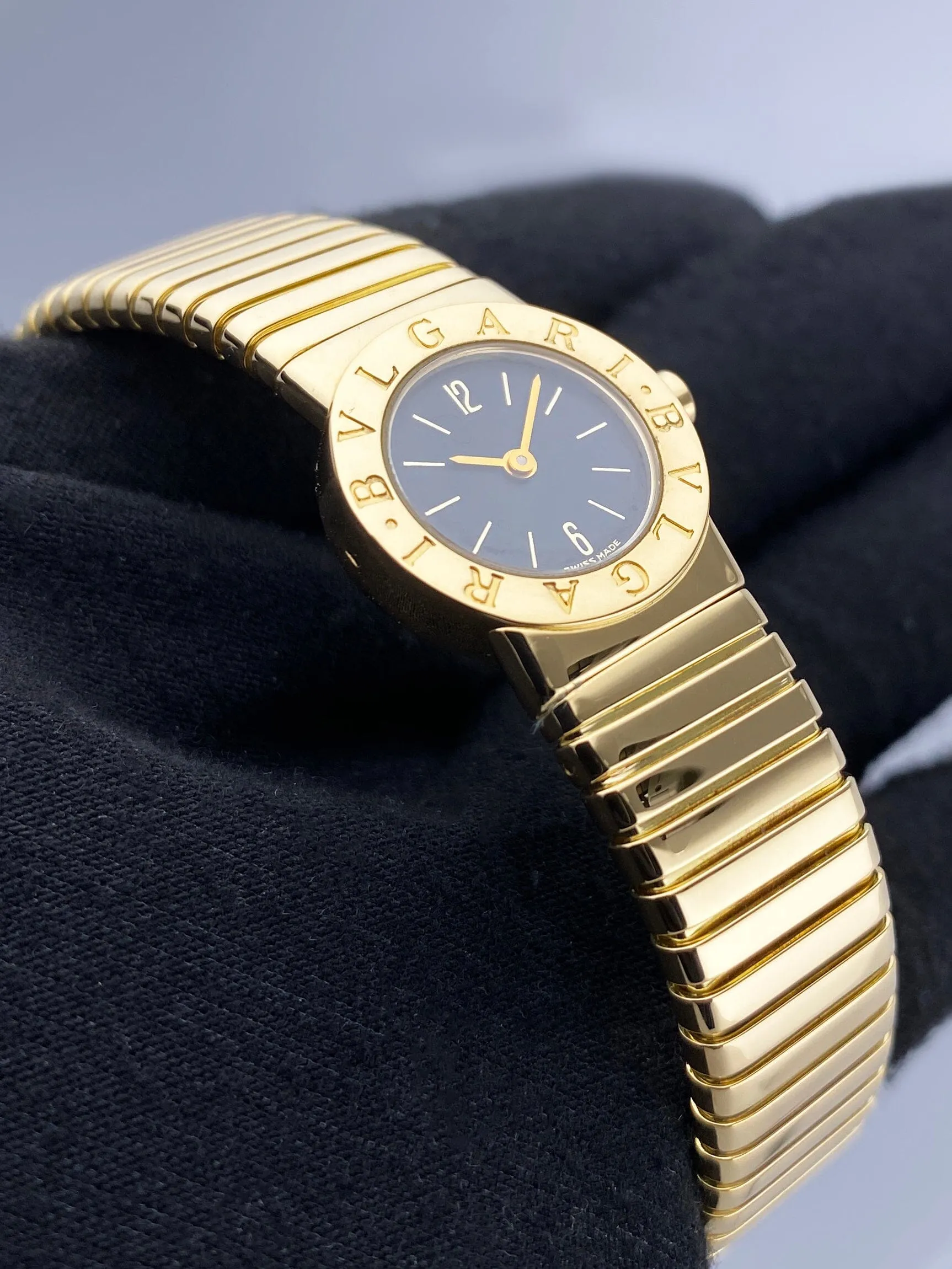 Bvlgari Tubogas BB 19 2T 18K Yellow Gold Ladies Watch