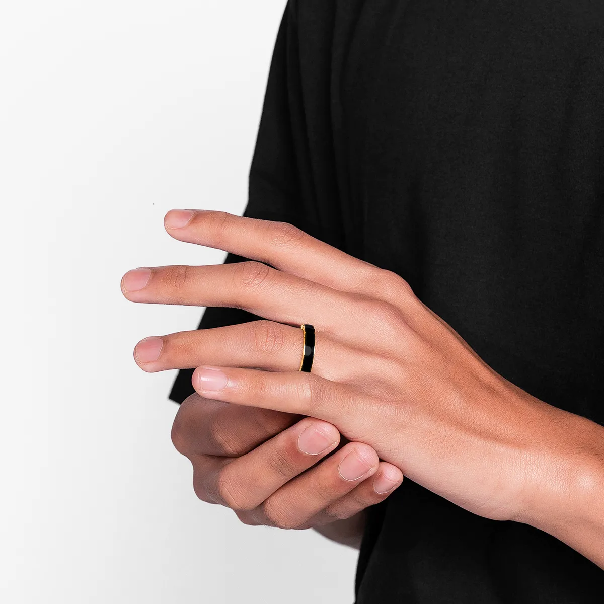 Cage Ring Enamel