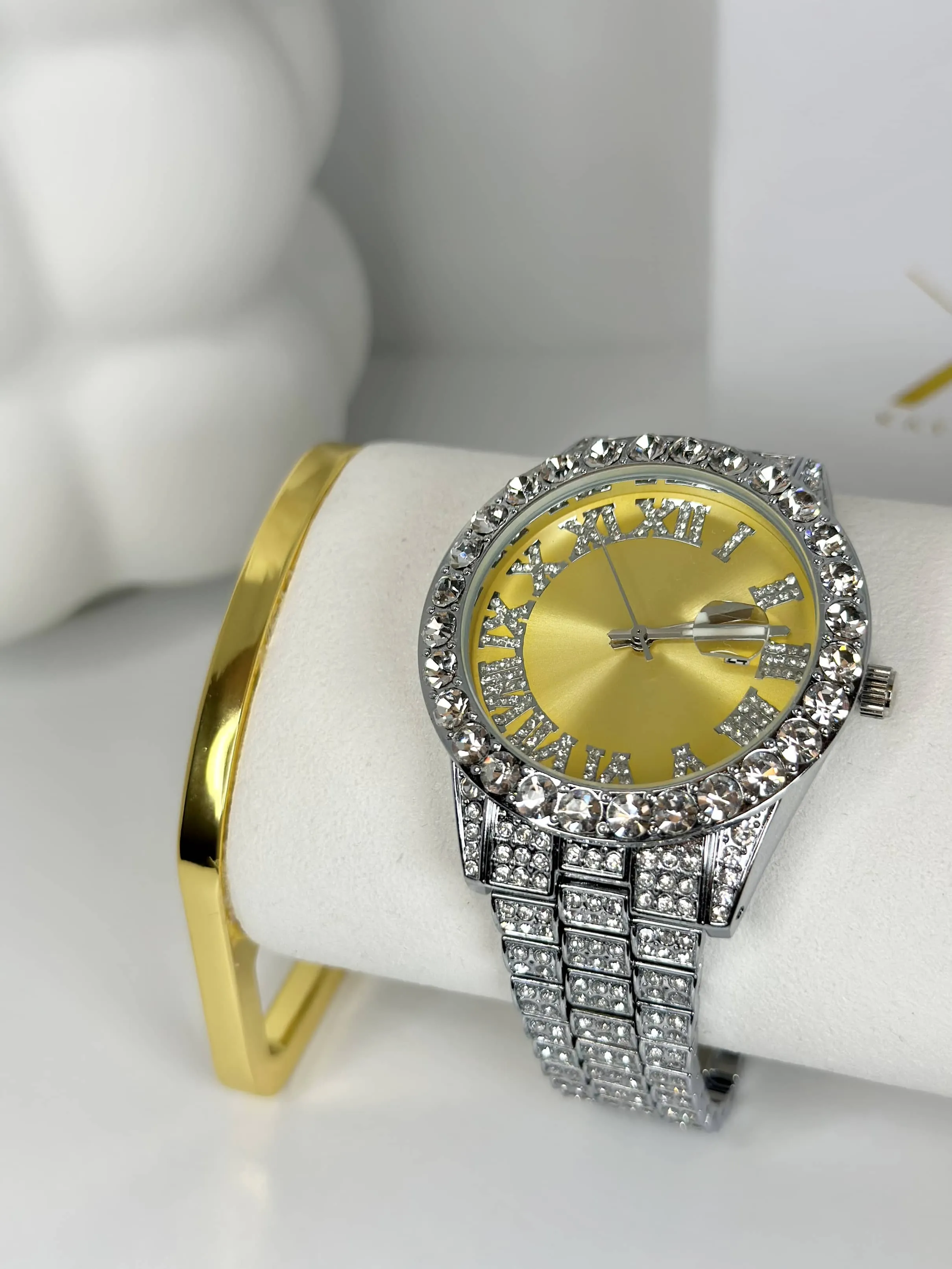 CANARY YELLOW | SILVER BAND WATCH
