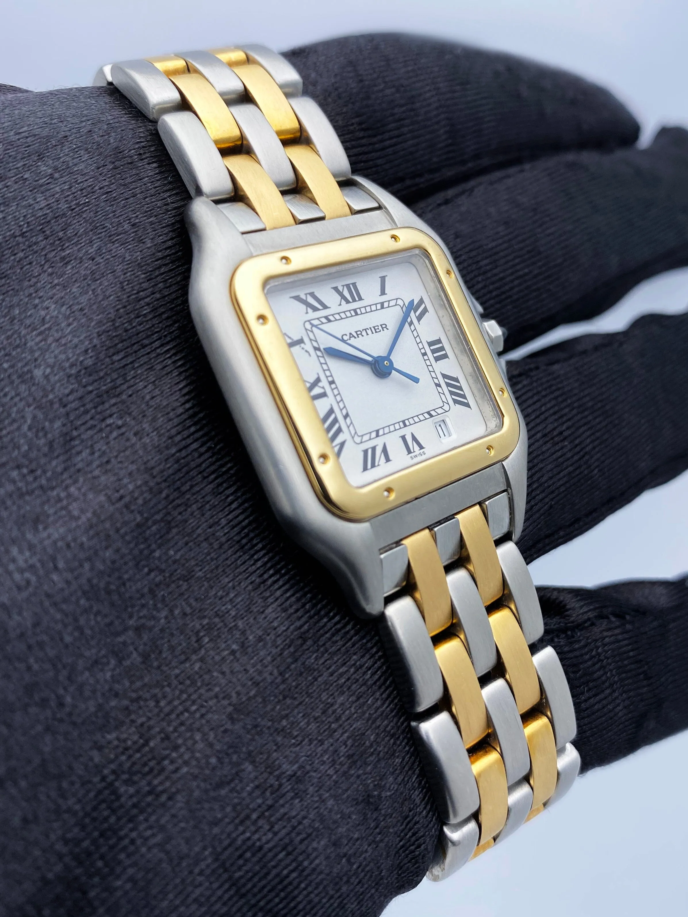 Cartier Panthere 110000R Midsize Two Row Ladies Watch