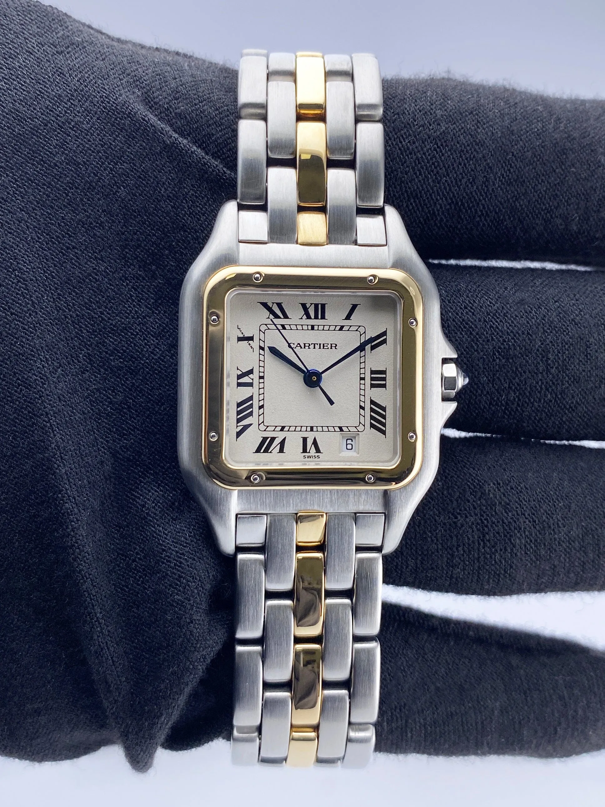 Cartier Panthere 183949 One Row Midsize Ladies Watch