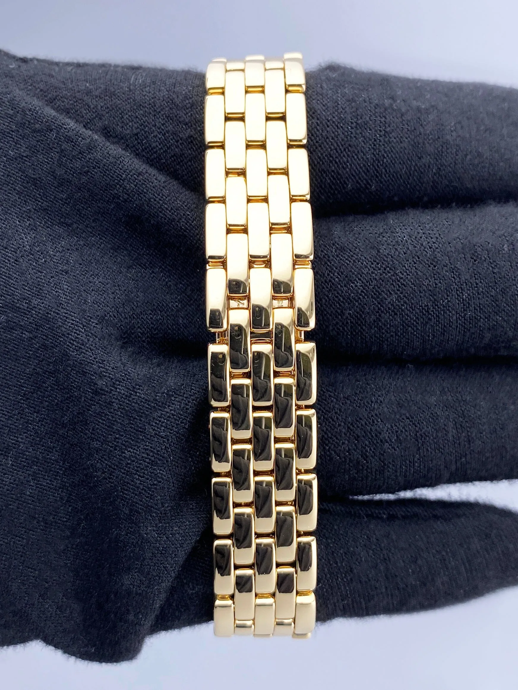 Cartier Panthere 18K Yellow Gold Ladies Watch