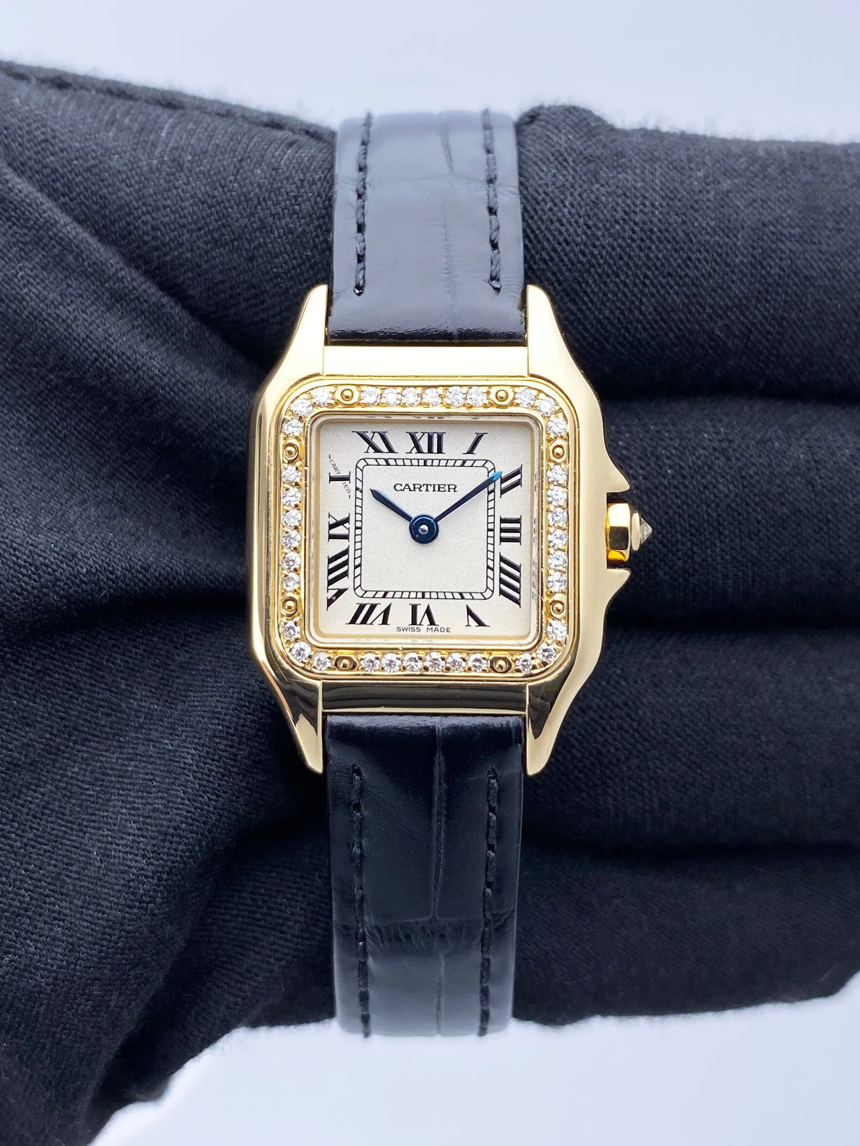 Cartier Panthere Classique WF3070B9 Diamond Ladies Watch