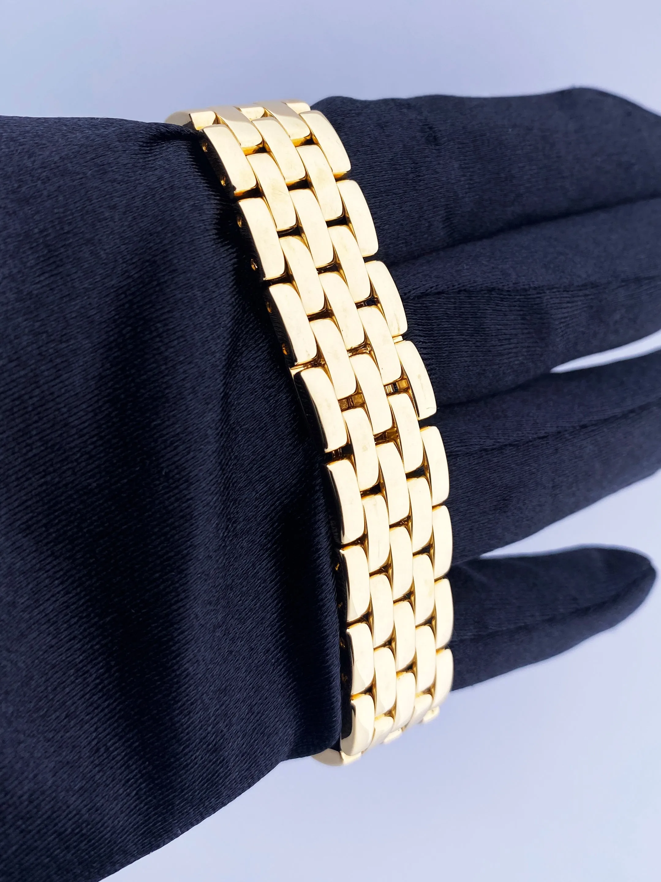 Cartier Panthere Large Size Diamond 18K Yellow Gold
