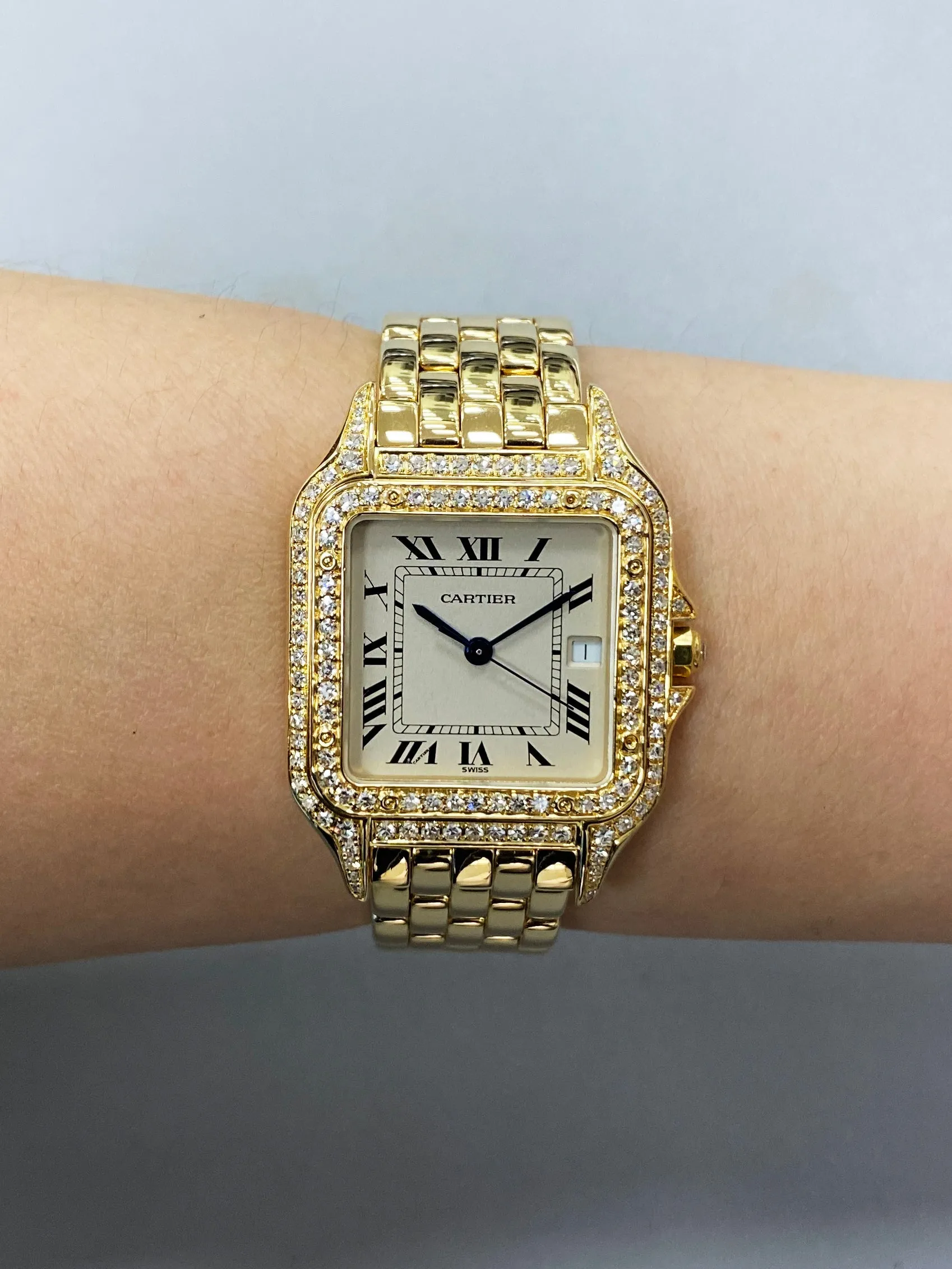 Cartier Panthere Large Size Diamond 18K Yellow Gold
