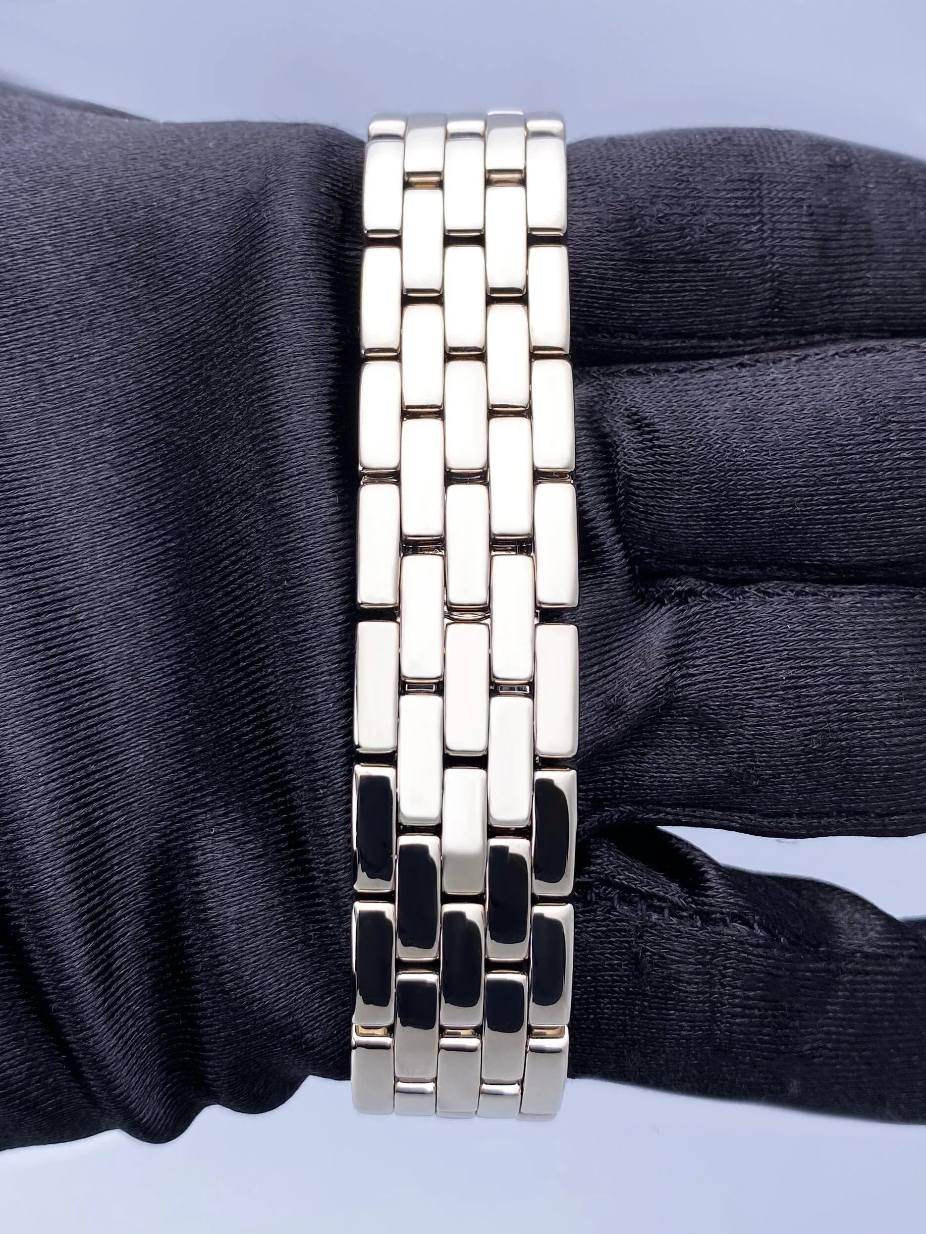 Cartier Panthere Large W25020F3 18K White Gold Mens Watch