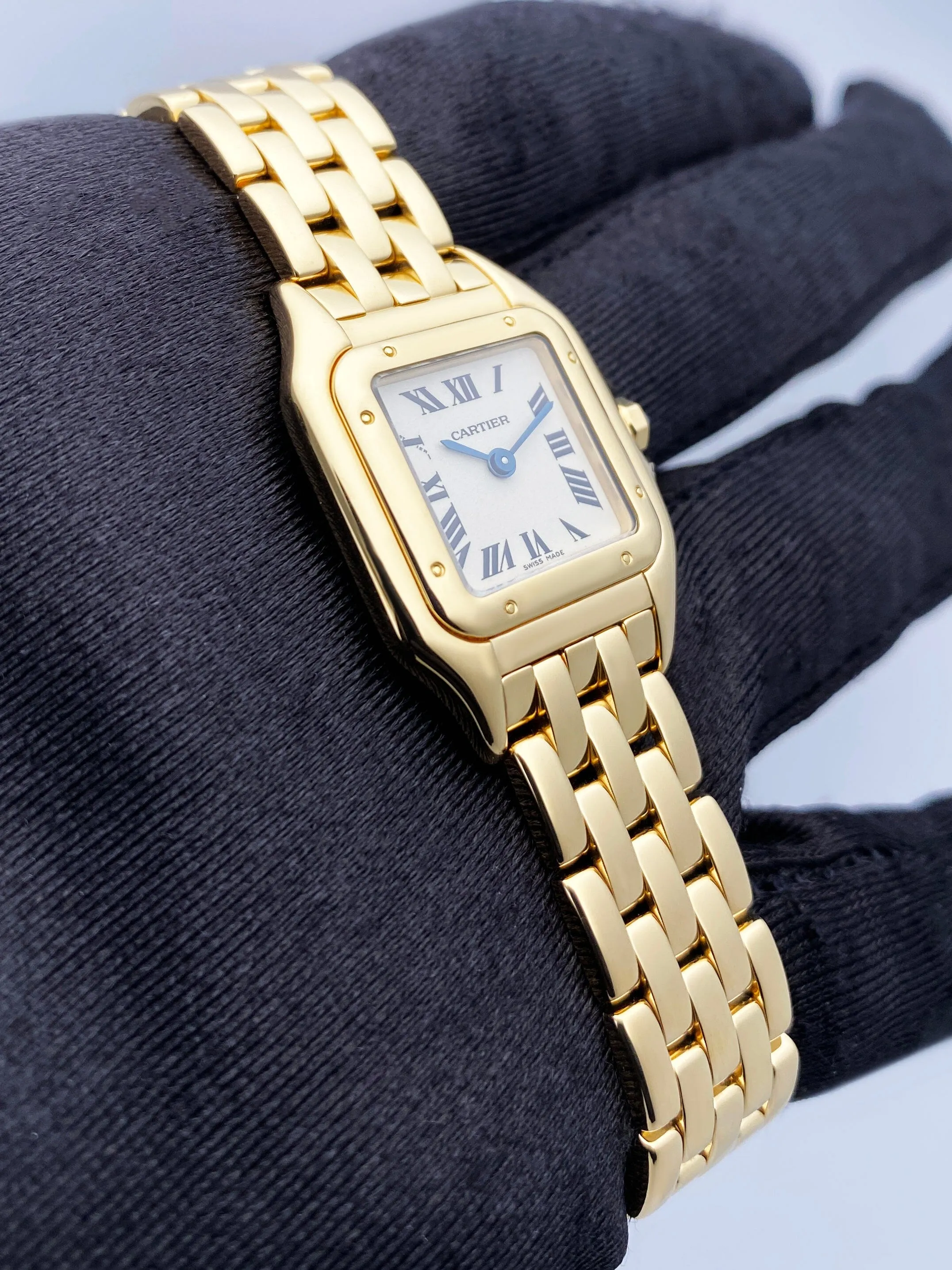 Cartier Panthere W25022B9 18K Yellow Gold Ladies Watch