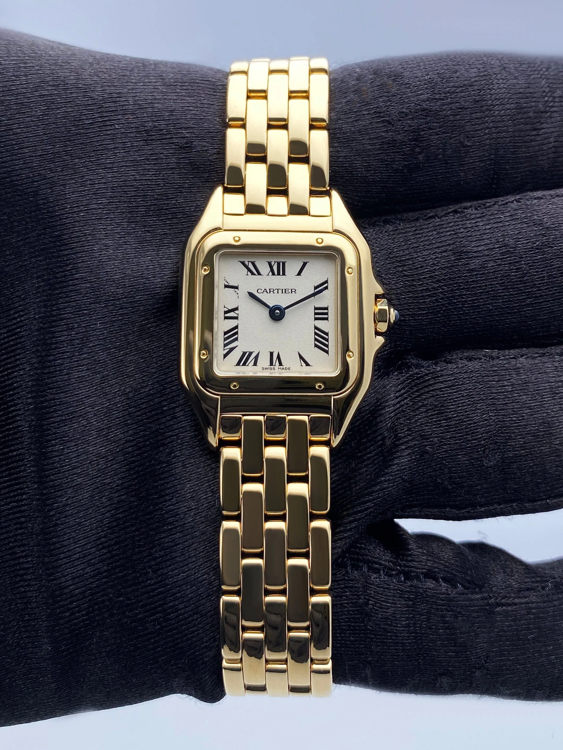 Cartier Panthere W25022B9 18K Yellow Gold Ladies Watch