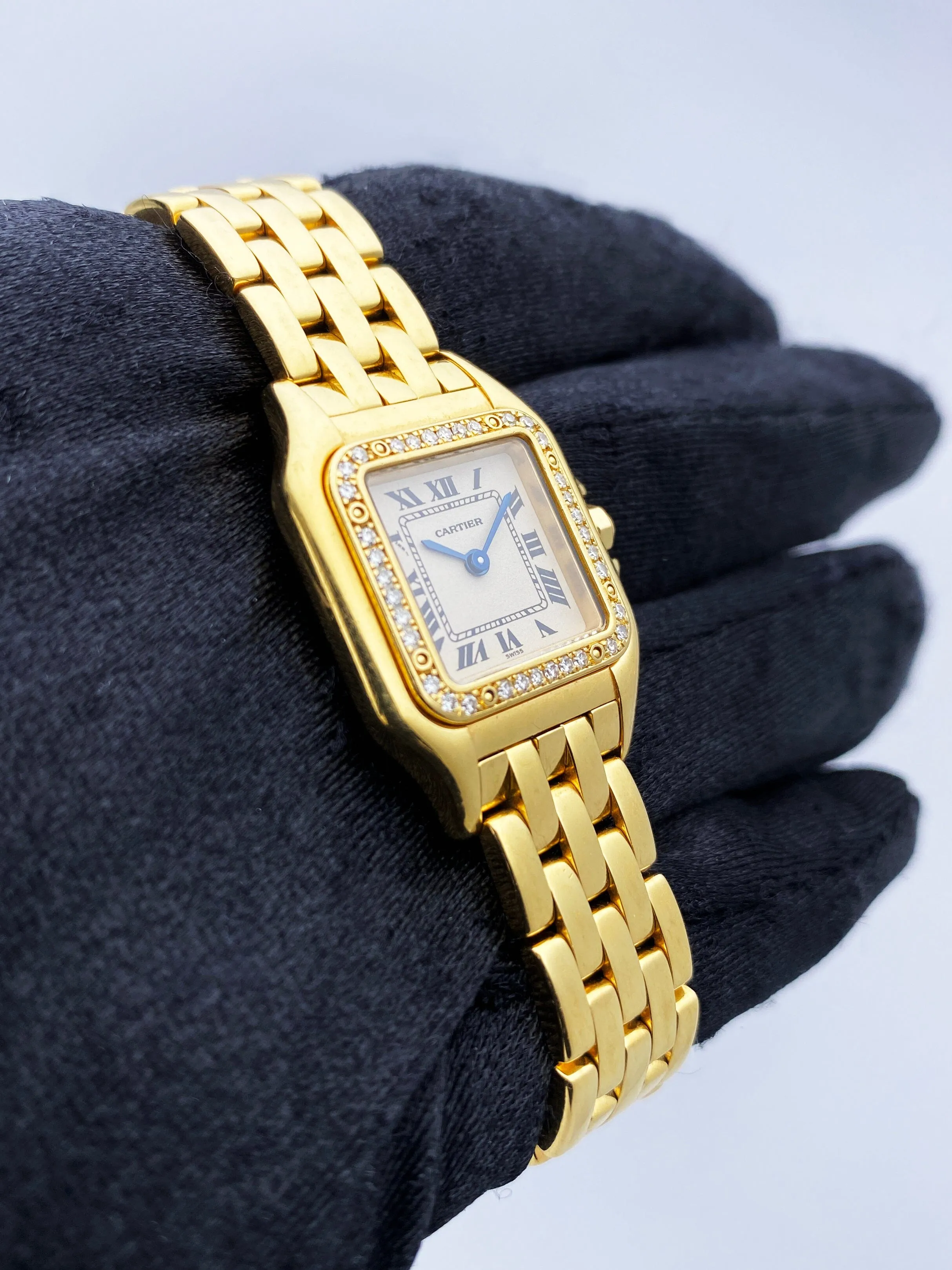 Cartier Panthere WF3070B9 18K Yellow Gold Diamonds Ladies Watch