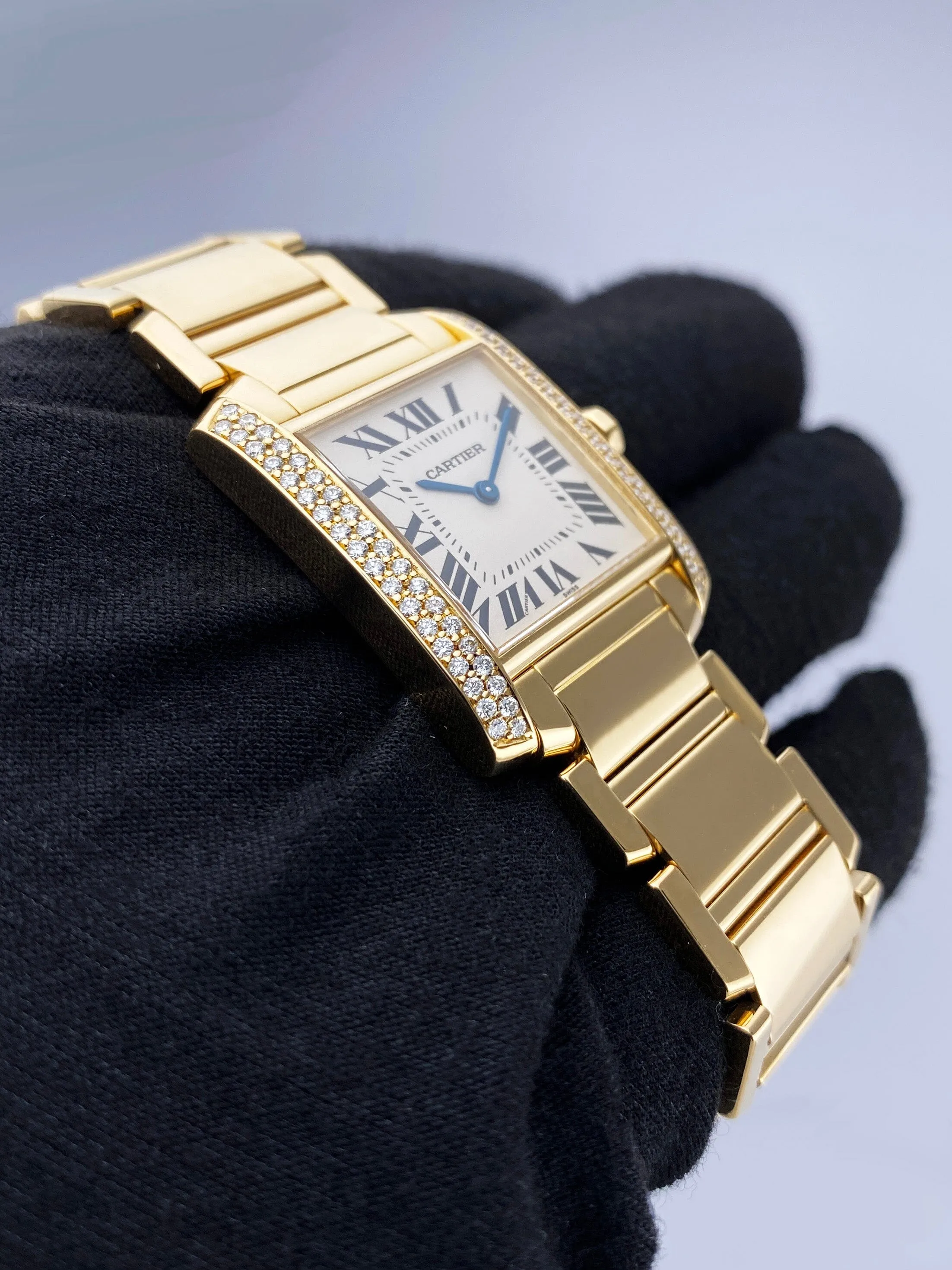 Cartier Tank Francaise W50003N2 Diamond Midsize Ladies Watch