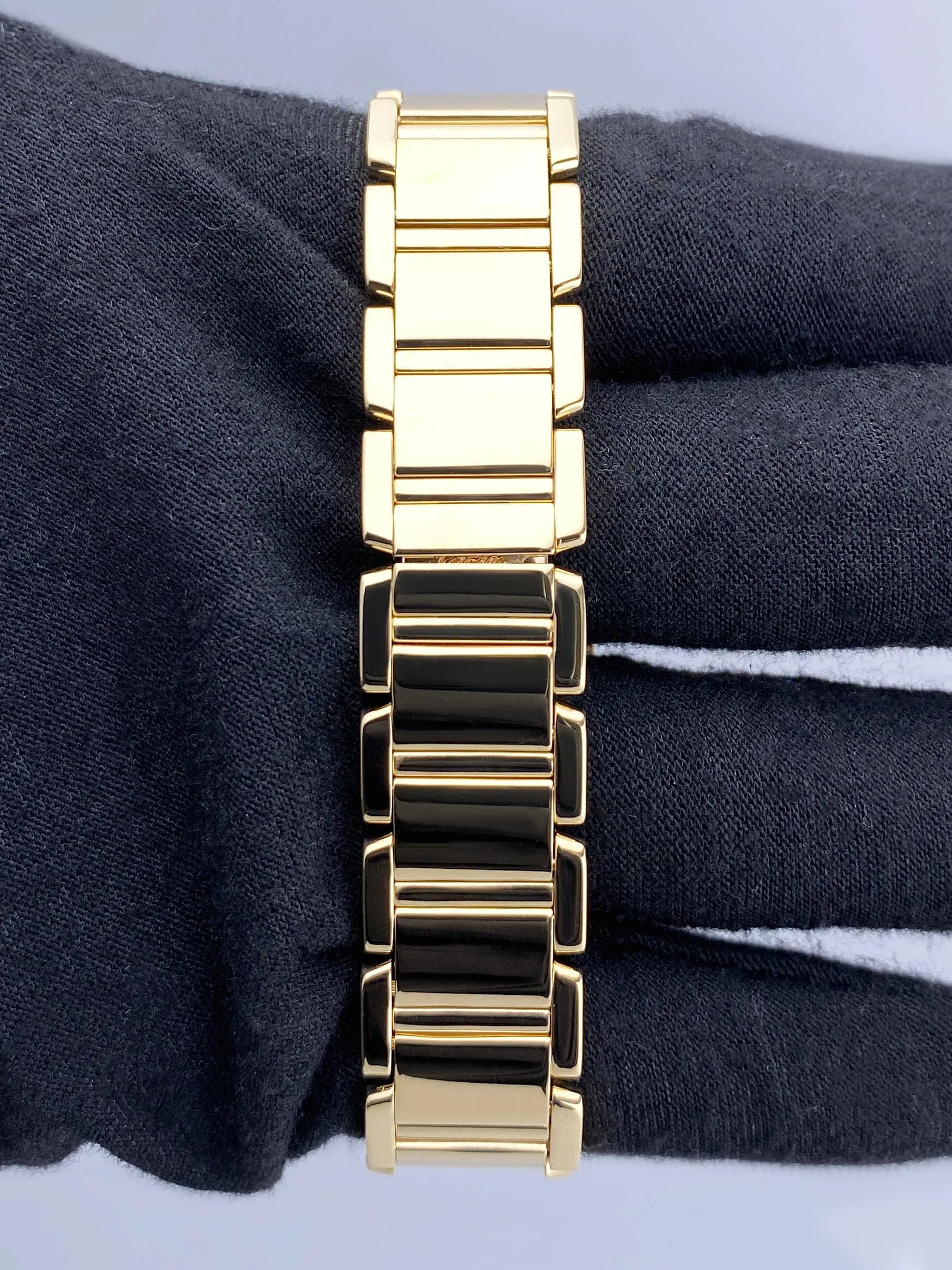 Cartier Tank Francaise WE1001R8 Diamond 18k Yellow Gold Ladies Watch