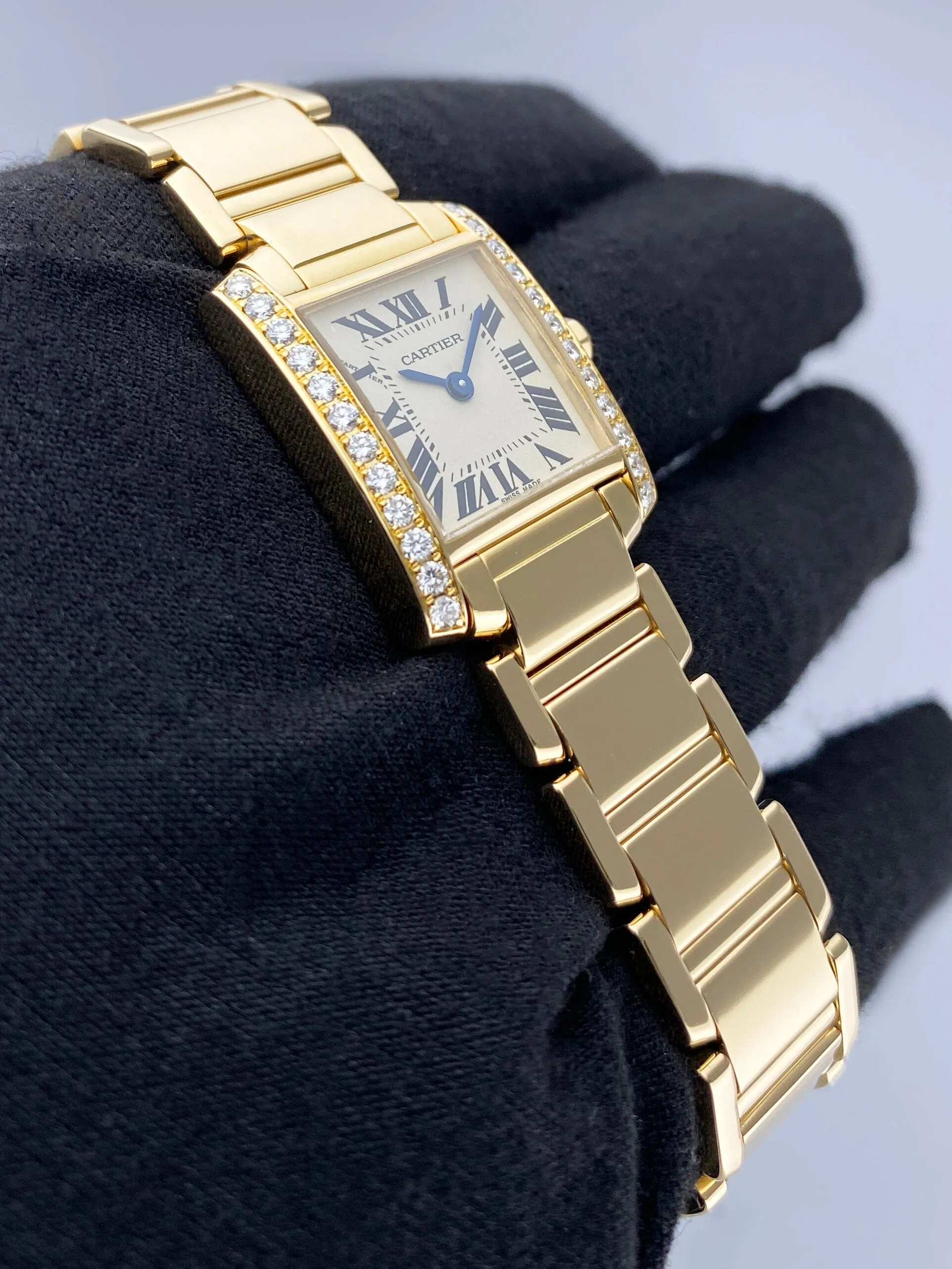 Cartier Tank Francaise WE1001R8 Diamond 18k Yellow Gold Ladies Watch
