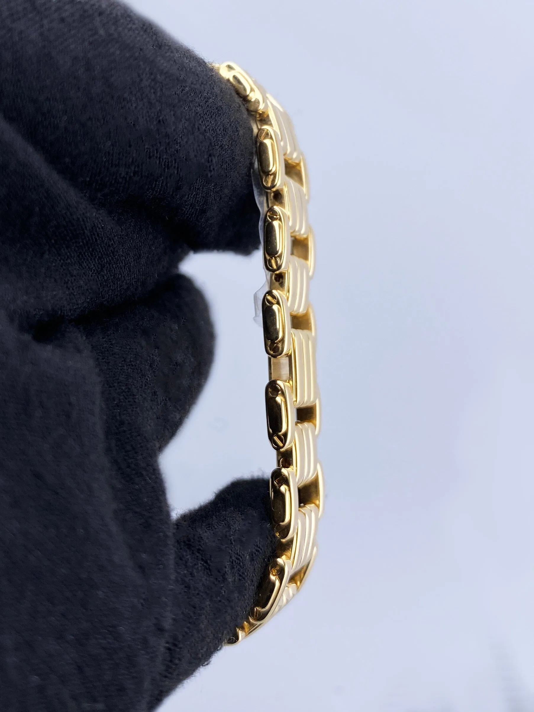 Cartier Tank Louis WA2007C8 Diamond18k Yellow Gold Ladies Watch
