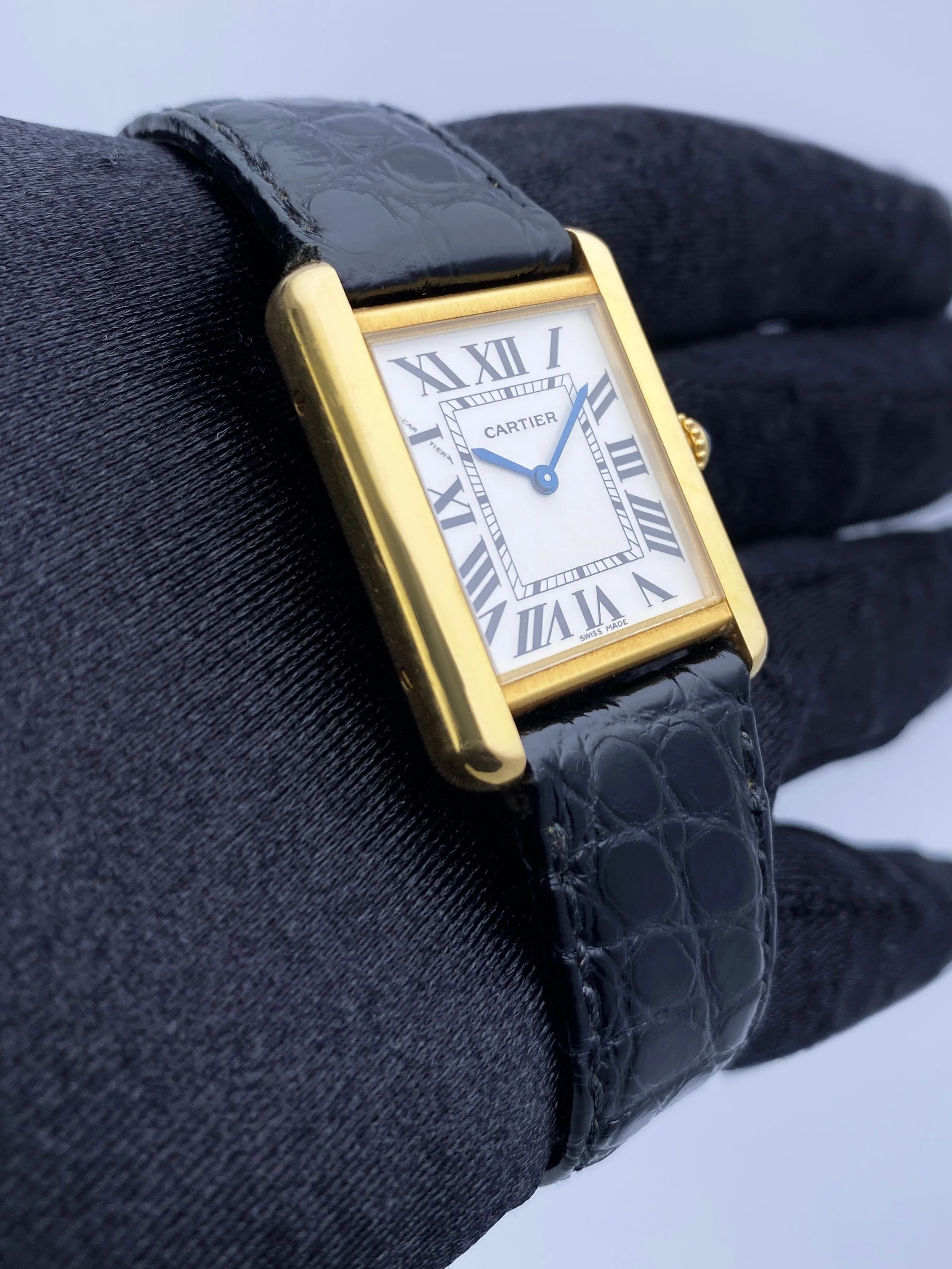 Cartier Tank Solo W1018755 18K Yellow Gold Ladies Watch Box Papers