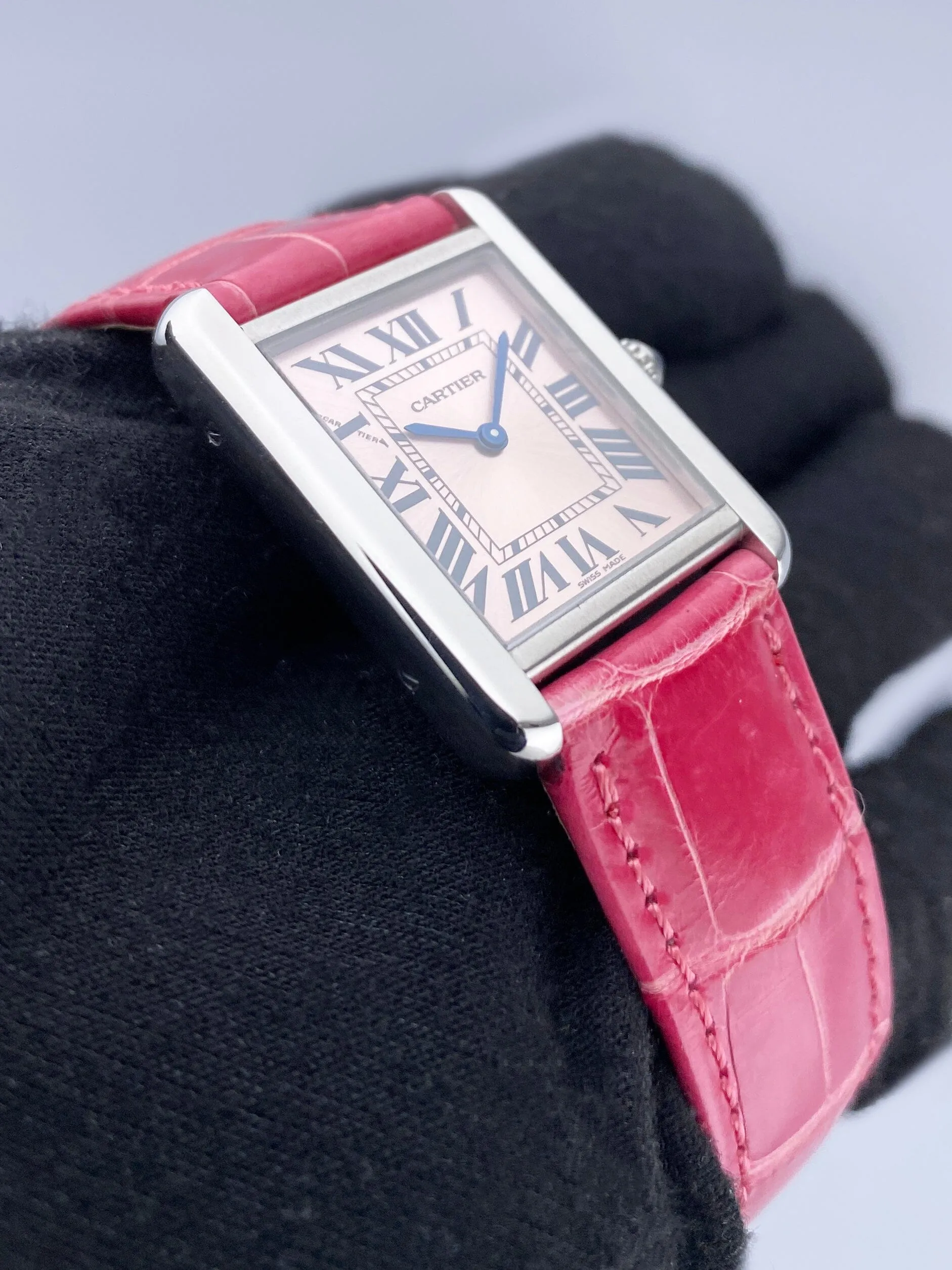 Cartier Tank Solo W5200000 Pink Dial Ladies Watch Box Papers