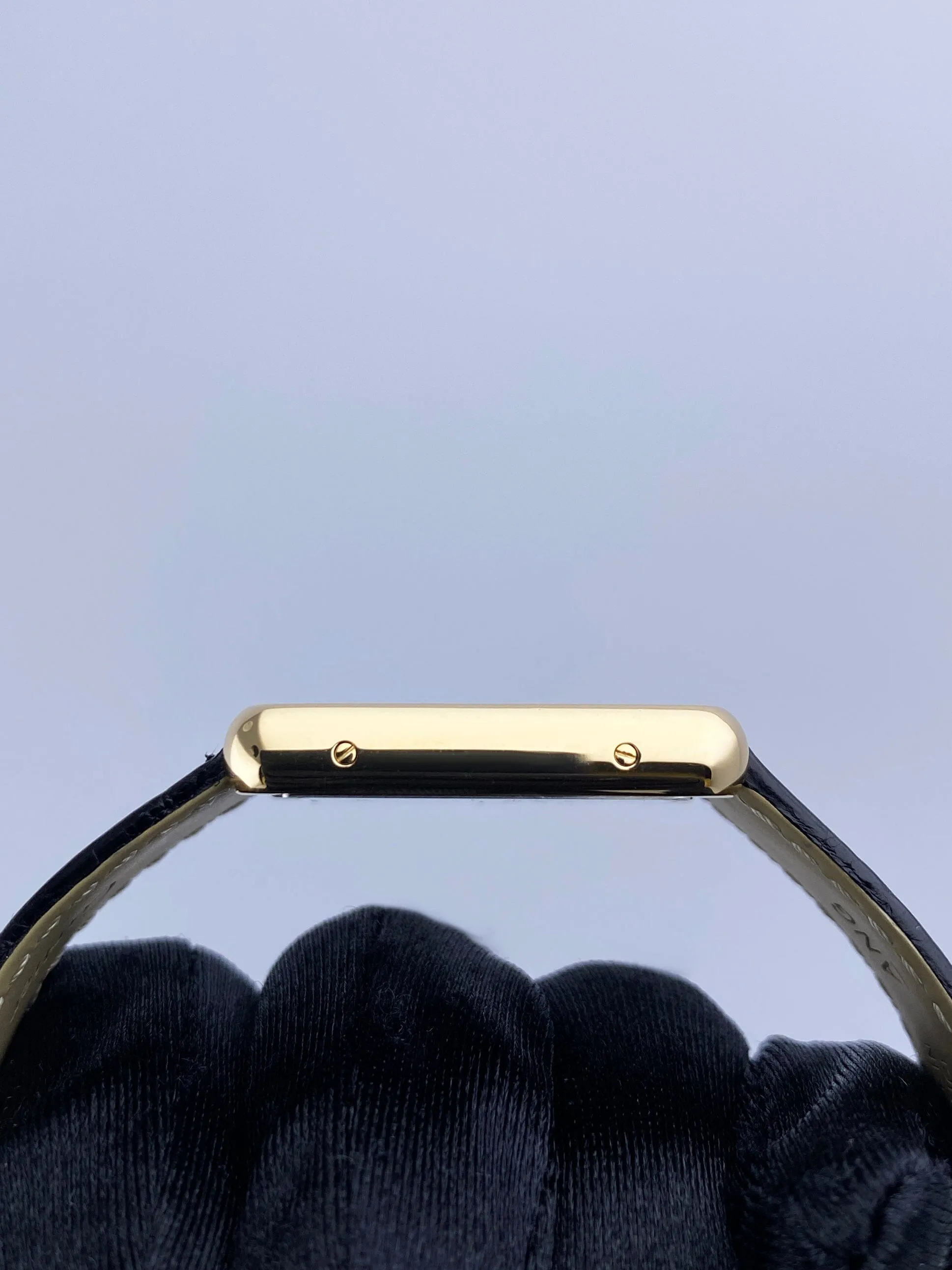 Cartier Tank Solo W5200002 18K Yellow Gold Ladies Watch Box Papers
