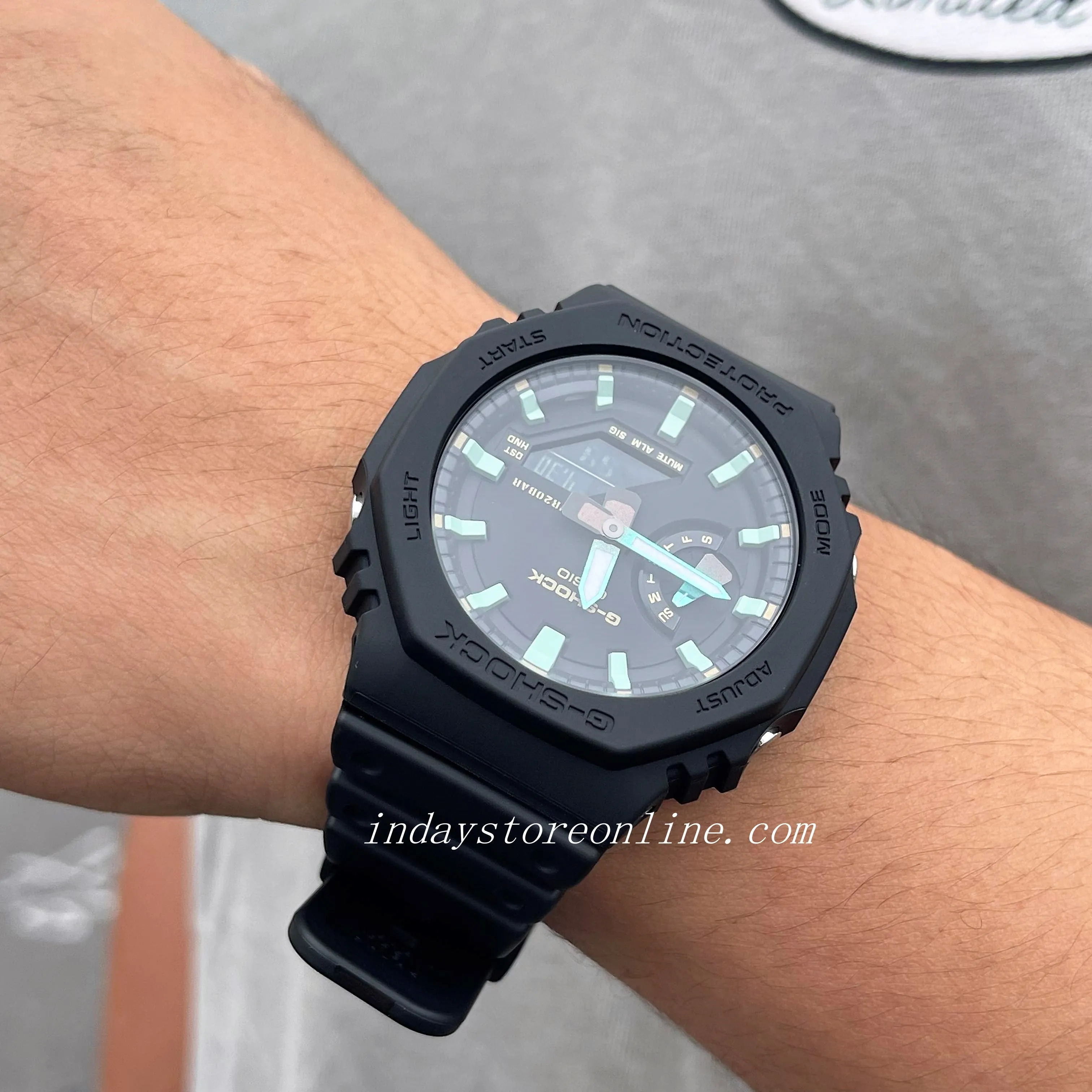 Casio G-Shock Men's Watch GA-2100RC-1A Analog-Digital 2100 Series Rusted Metal Design Neoclassic Black