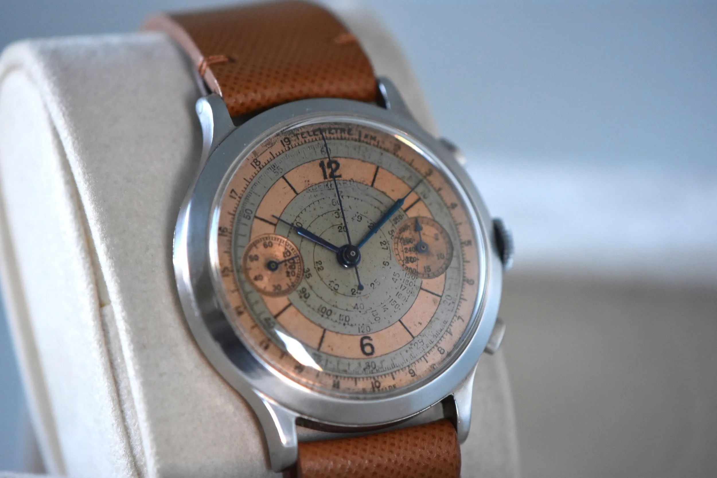 Eberhard Oversized Double-Pusher Chronograph Watch