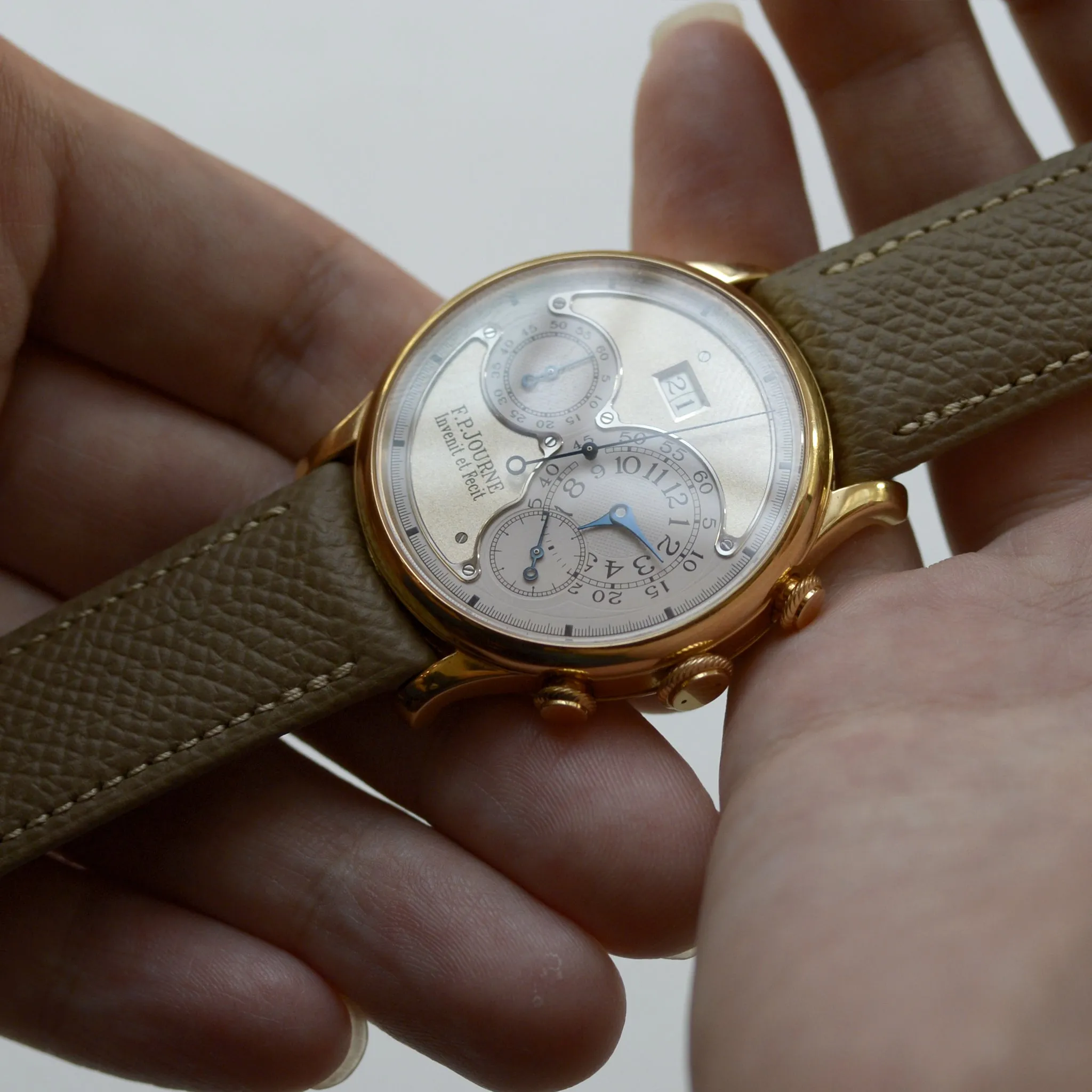 For F.P.JOURNE TAUPE GRAINED CALF STRAP