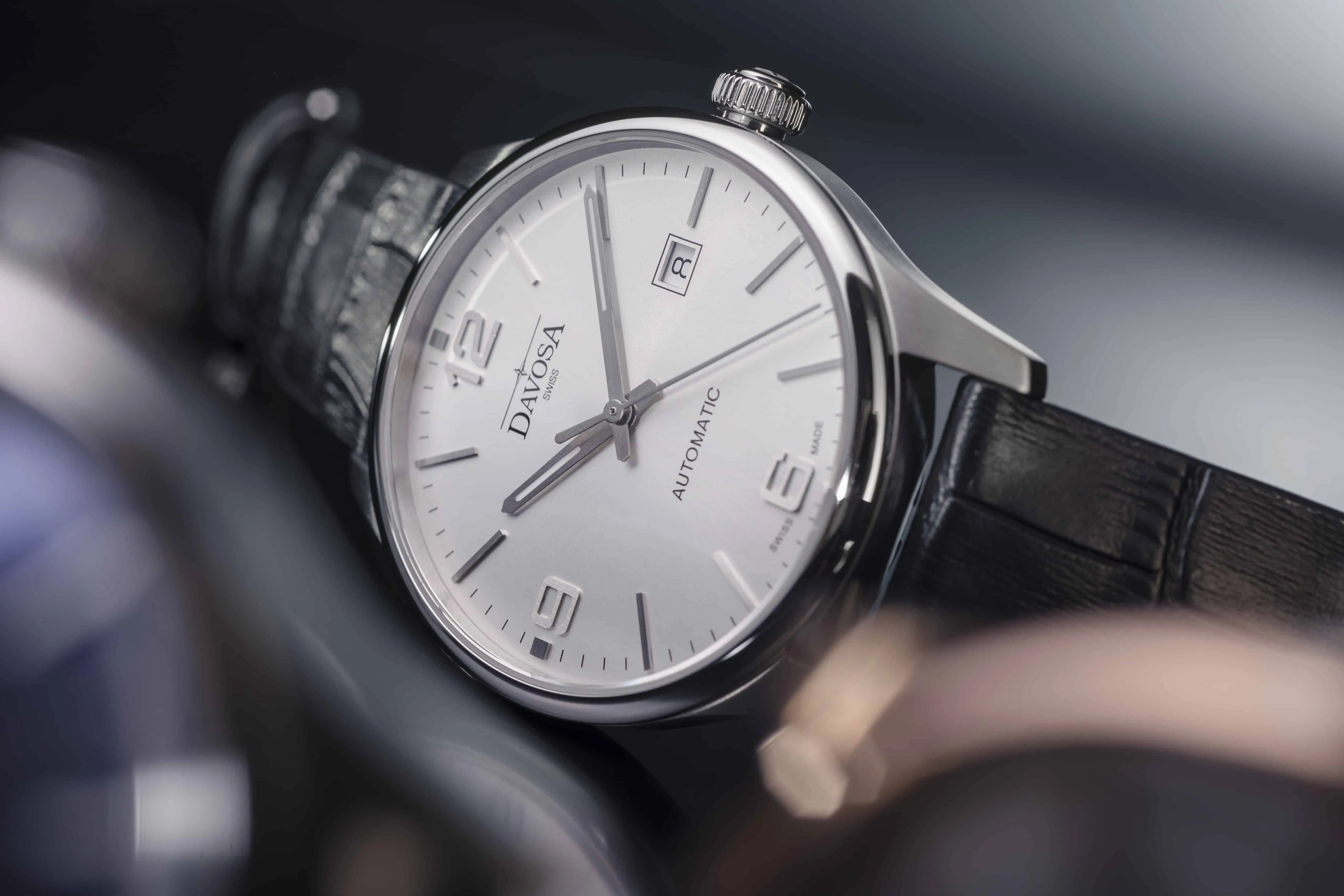 Gentleman Automatic 40mm White Black Executive Watch 16156614