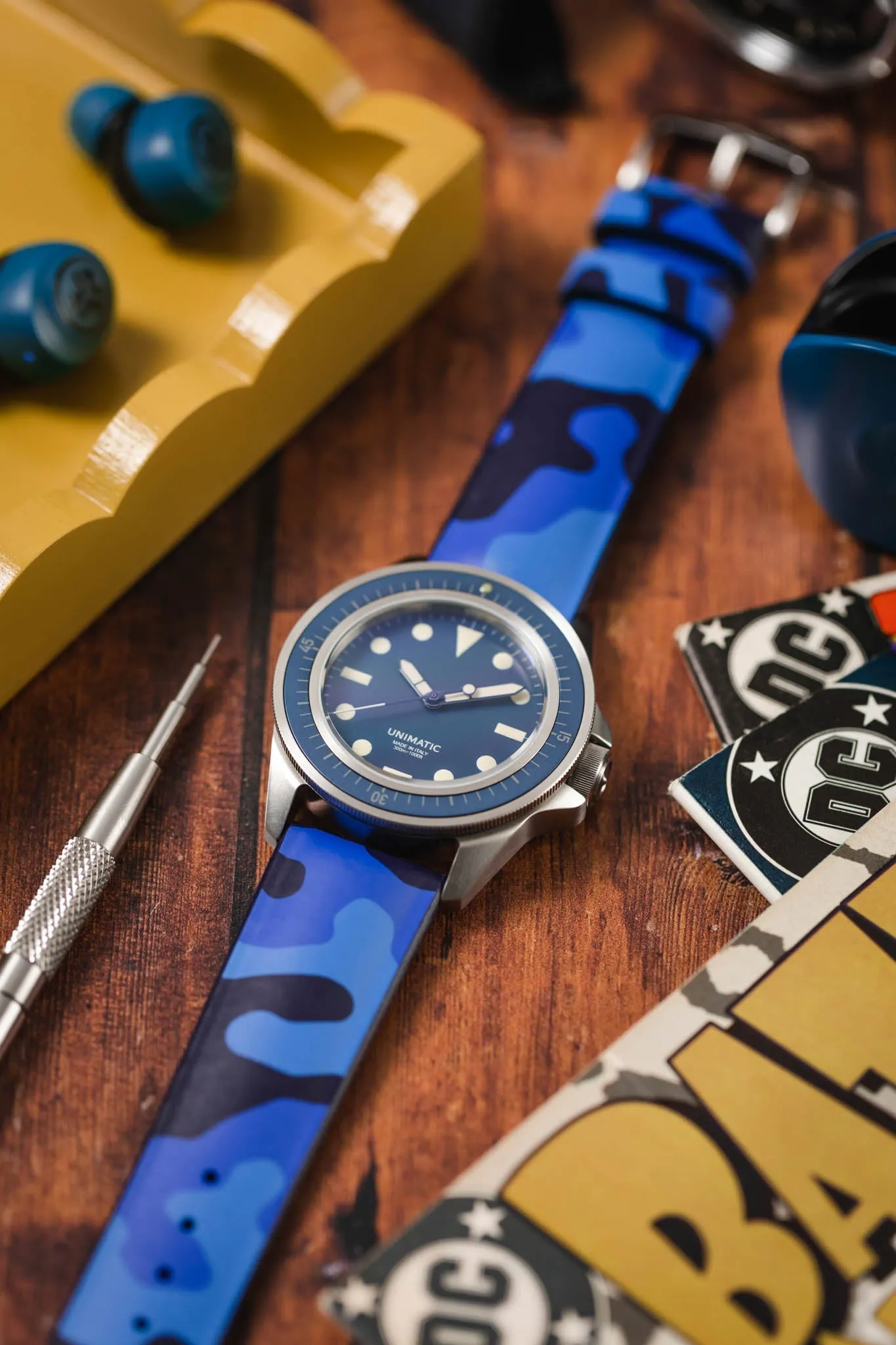 Hirsch JOHN Natural Rubber Performance Watch Strap in BLUE CAMOUFLAGE