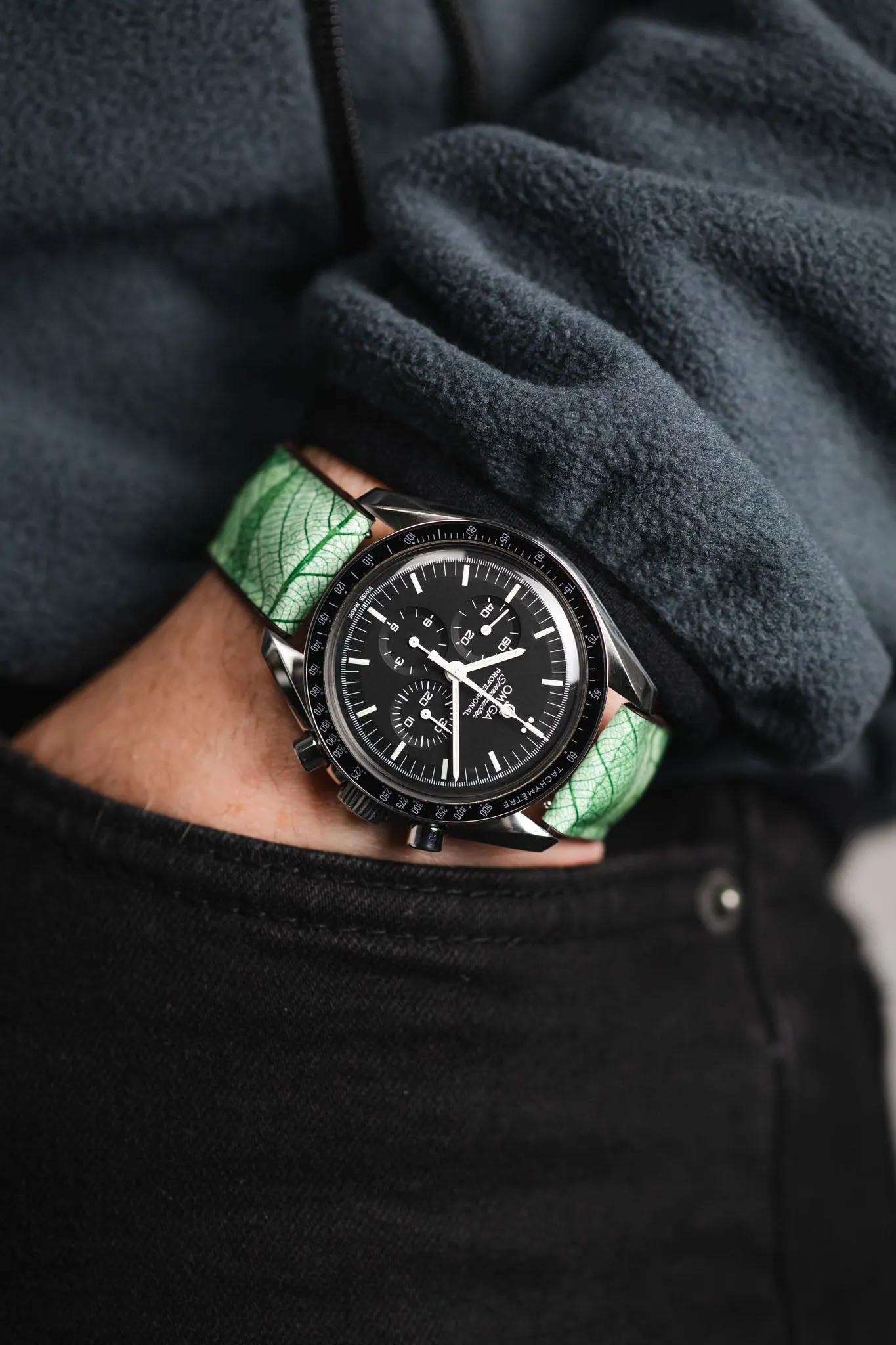 Hirsch LEAF Vegan Performance Rubber Watch Strap in GREEN