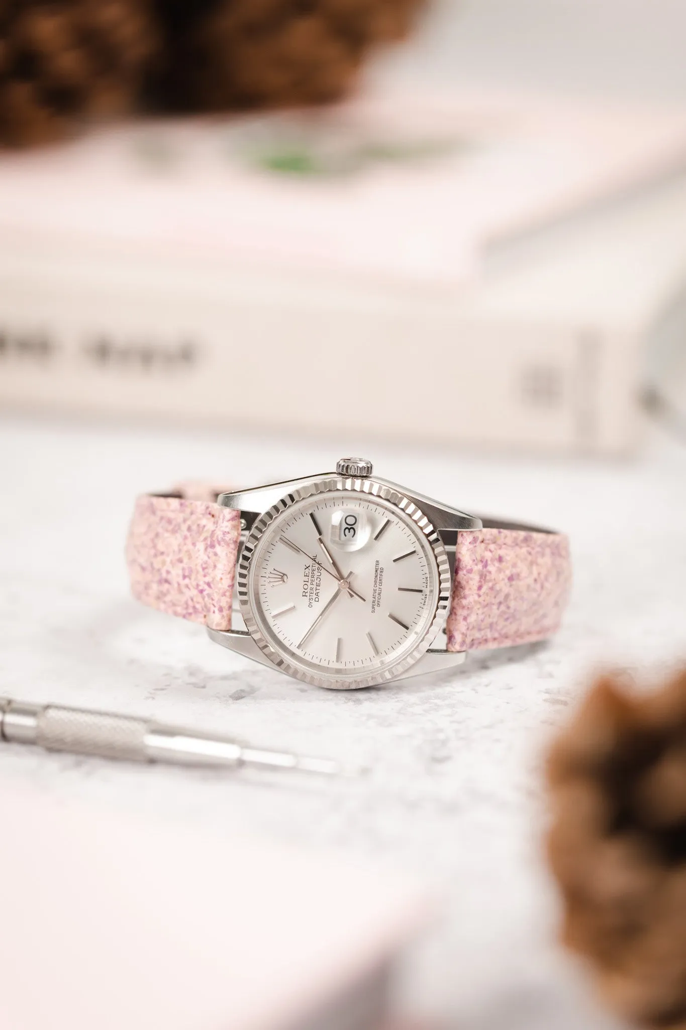 Hirsch ROSE Petal Vegan Fibre Watch Strap in PINK