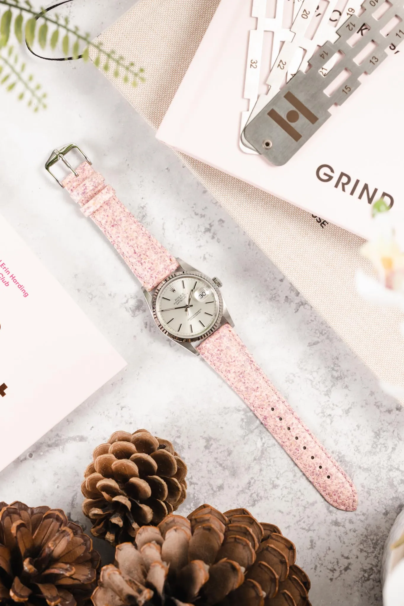 Hirsch ROSE Petal Vegan Fibre Watch Strap in PINK
