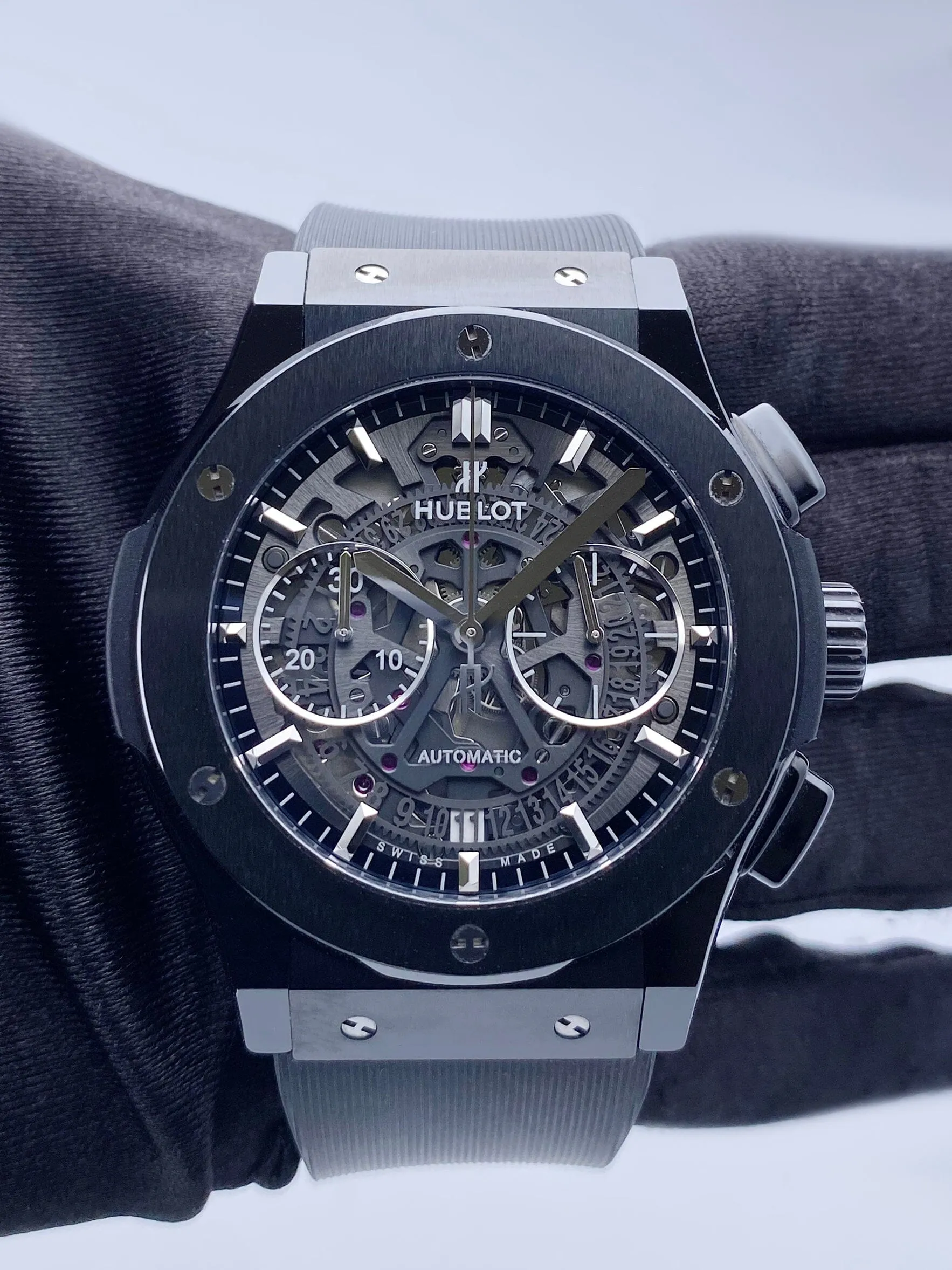 Hublot Classic Fusion Aerofusion Black Magic Mens Watch Box Papers