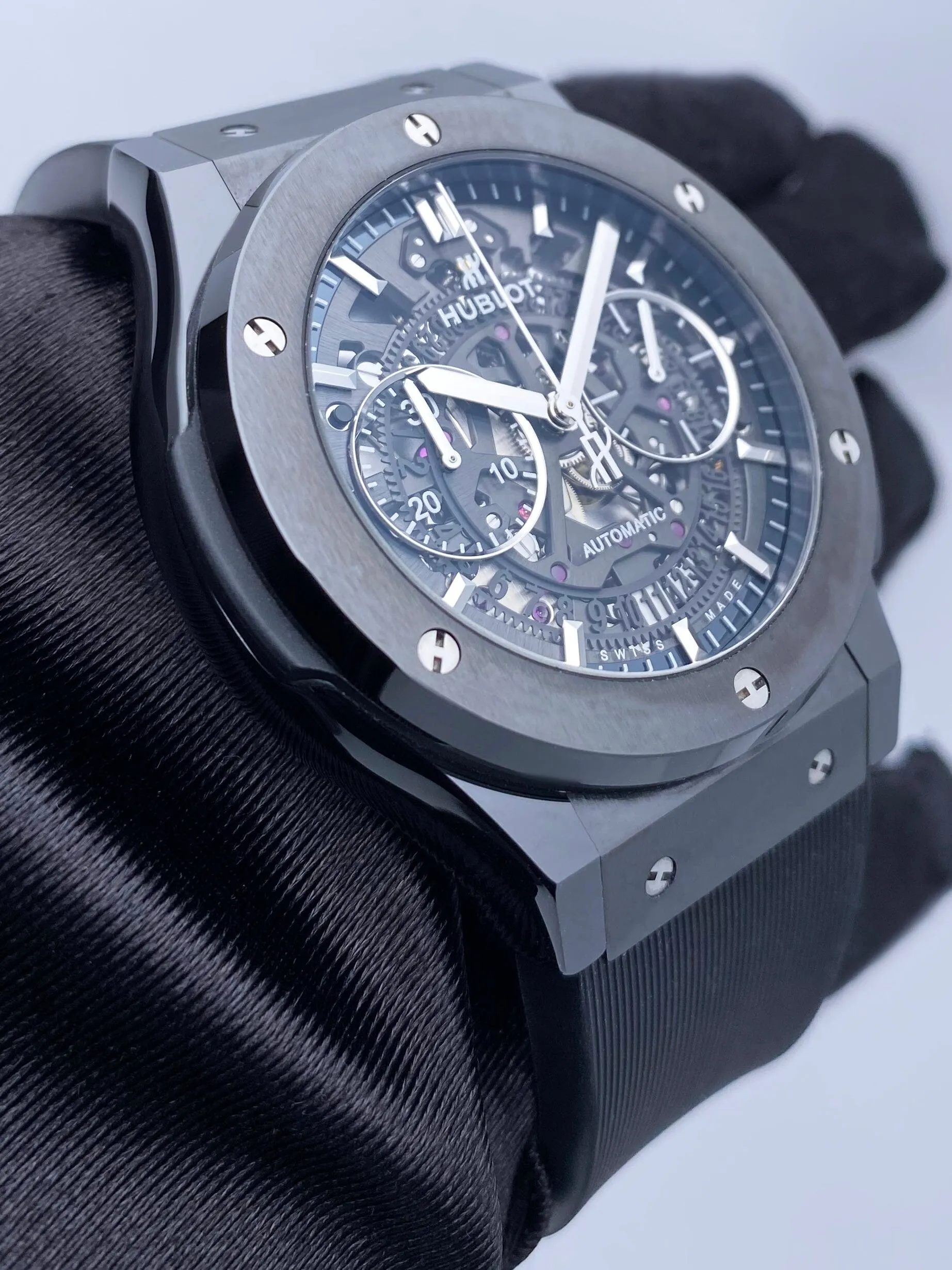 Hublot Classic Fusion Aerofusion Black Magic Mens Watch Box Papers