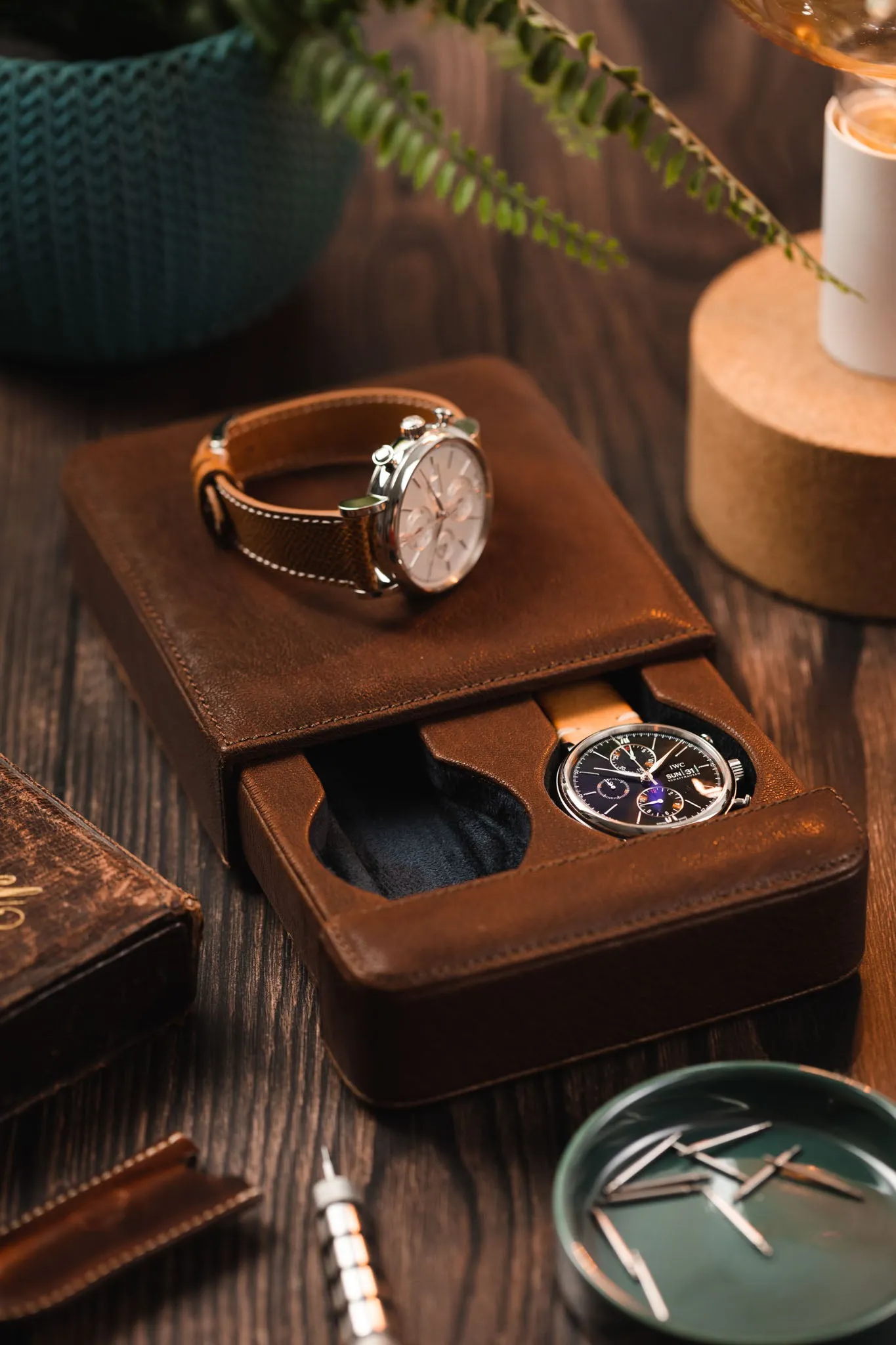 JPM 2-Watch Leather Sliding Storage Case in AGED BROWN