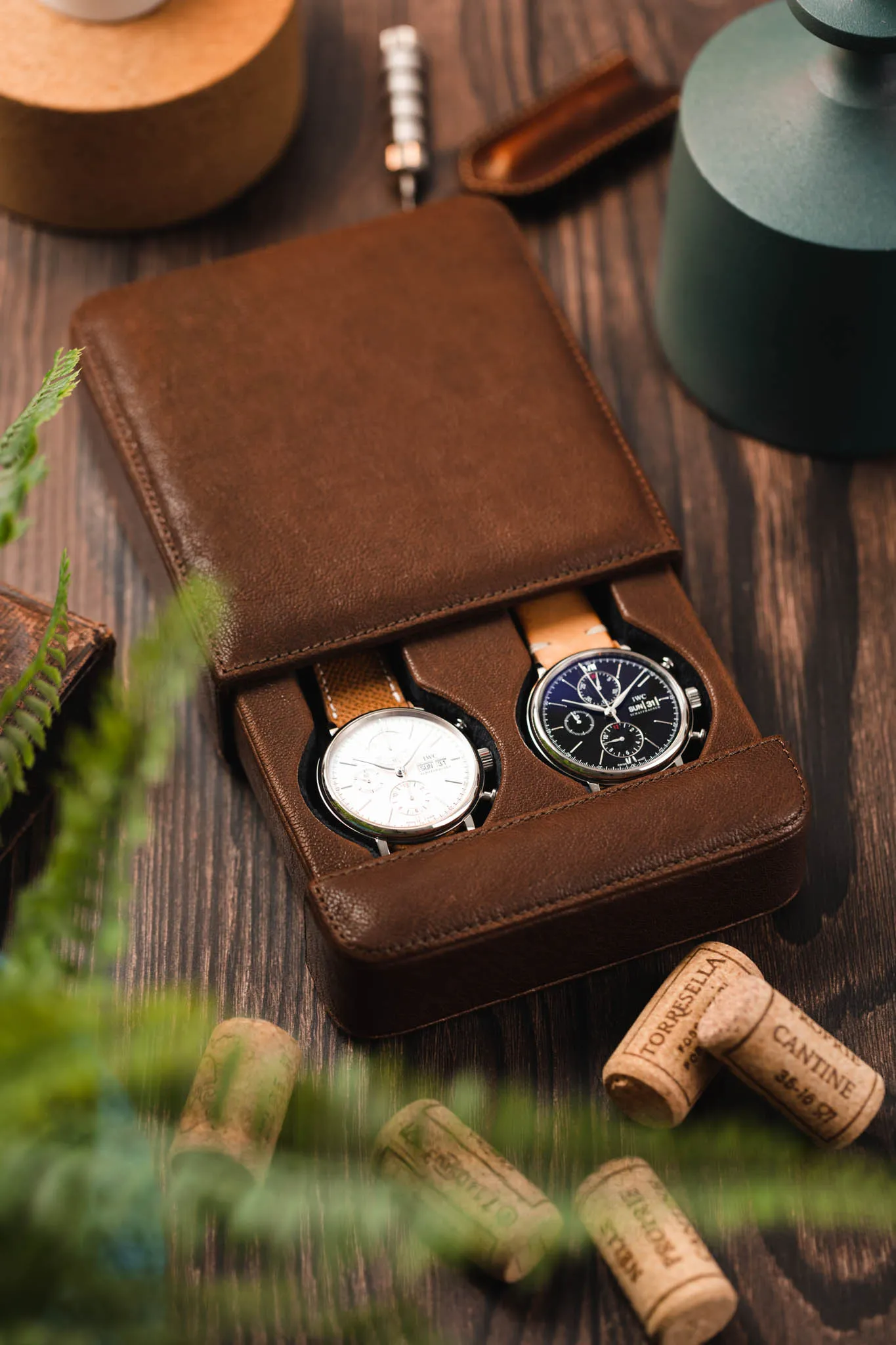 JPM 2-Watch Leather Sliding Storage Case in AGED BROWN