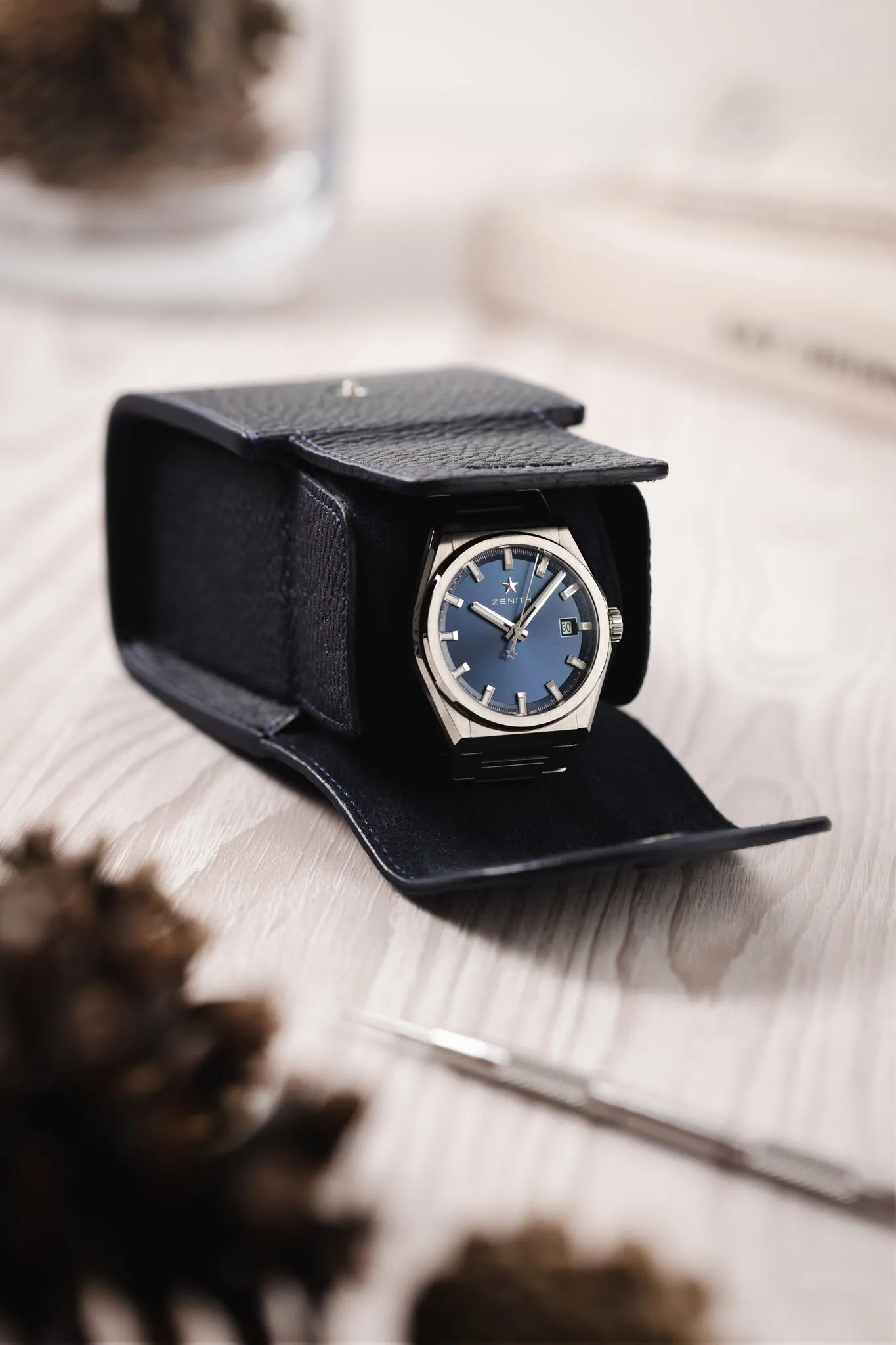 JPM Cubo Single Leather Watch Travel Case in BLUE