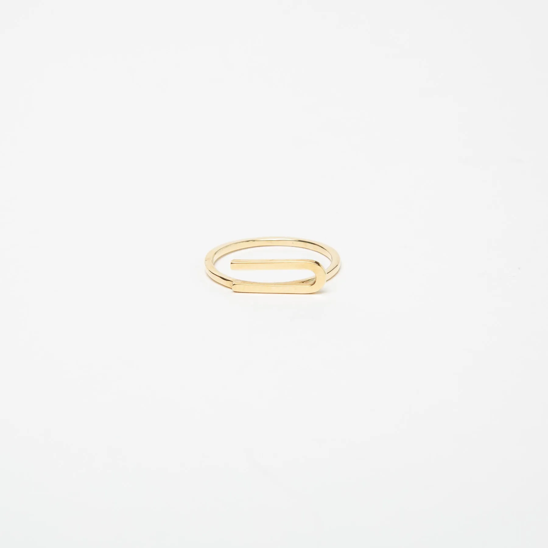 KWIT | 14K GOLD LETTER U RING