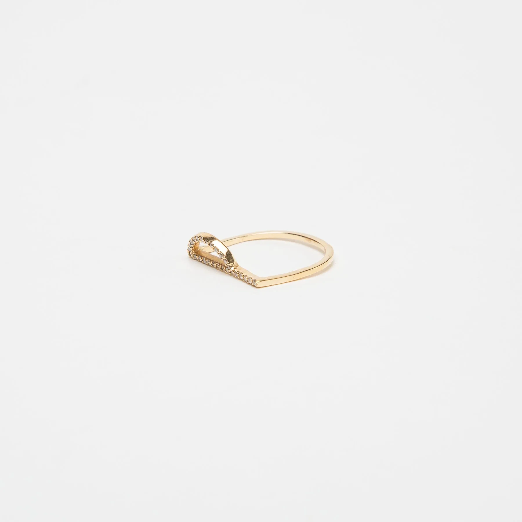 KWIT | LETTER P DIAMOND RING
