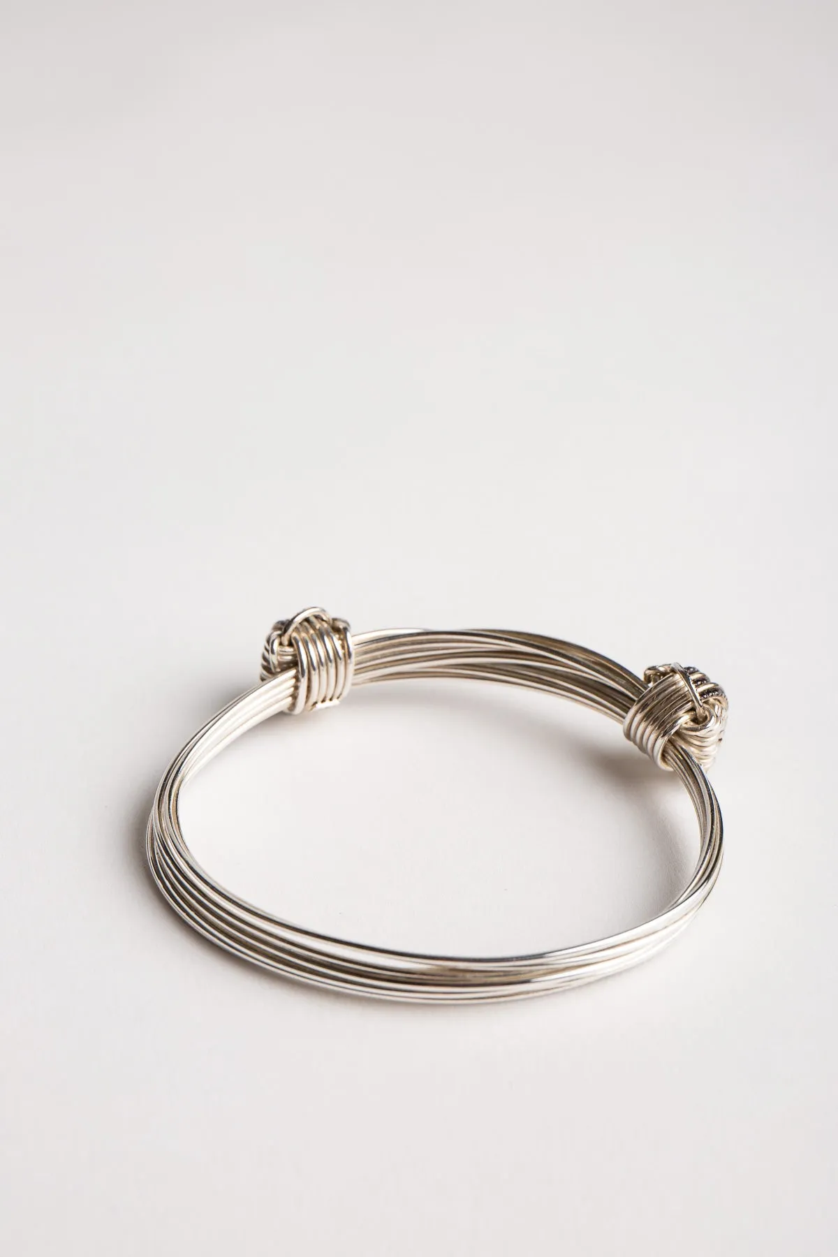 ÉLGÉ | 9 ROW BLACK DIAMOND BRACELET