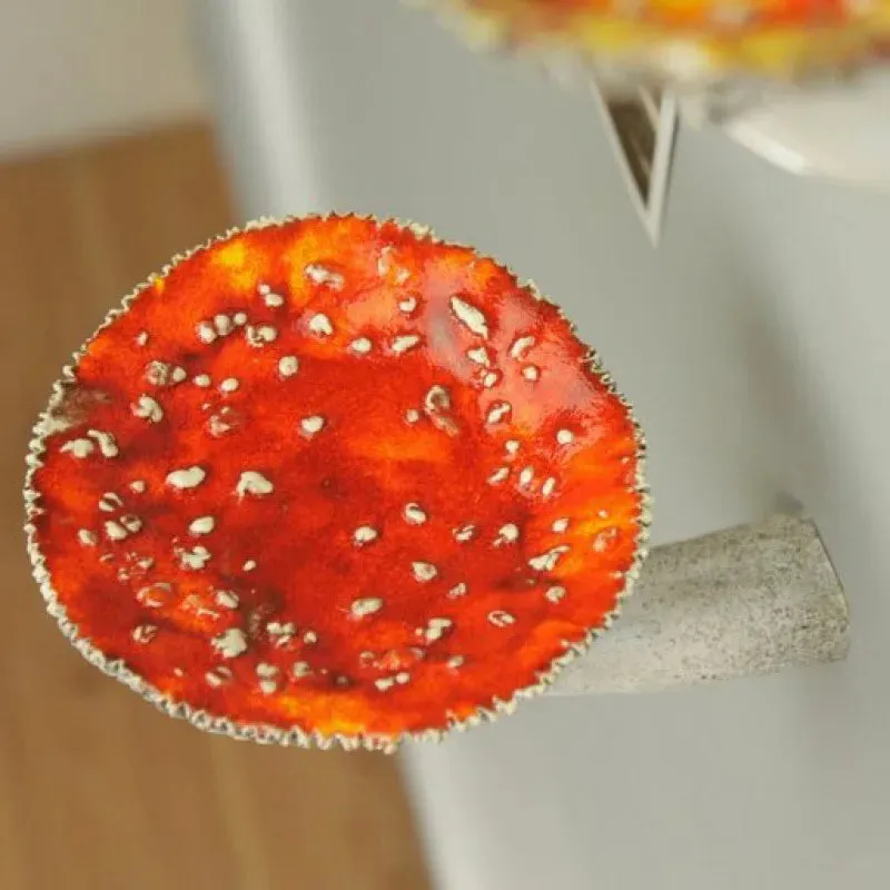 Mushroom Head Candle Holder Wall Mounted Floating Shelf Resin Wall Storage Tray Indoor Decorations