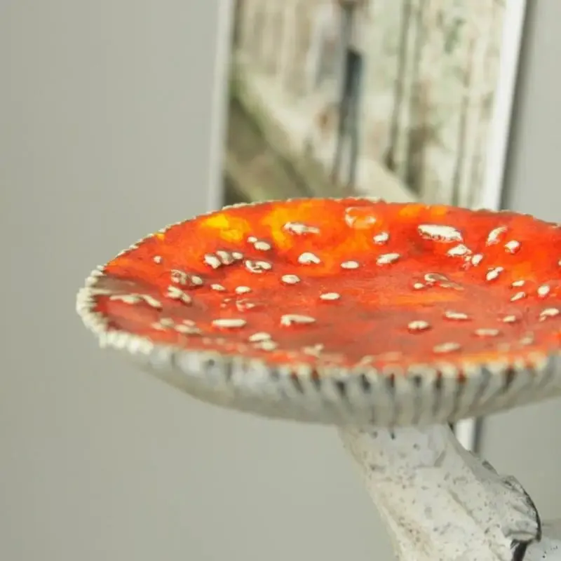 Mushroom Head Candle Holder Wall Mounted Floating Shelf Resin Wall Storage Tray Indoor Decorations
