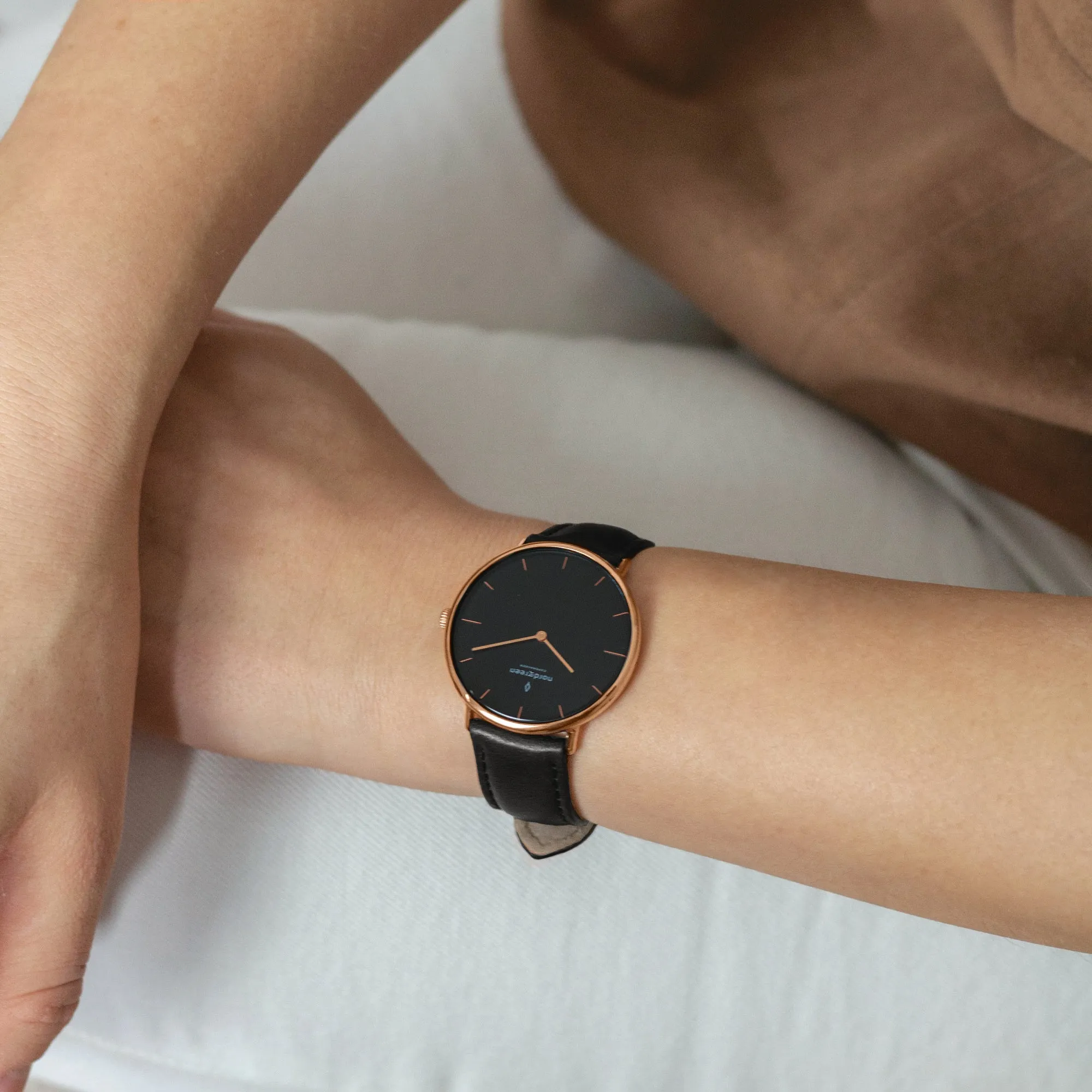 Native | Navy Dial - Black Vegan Leather