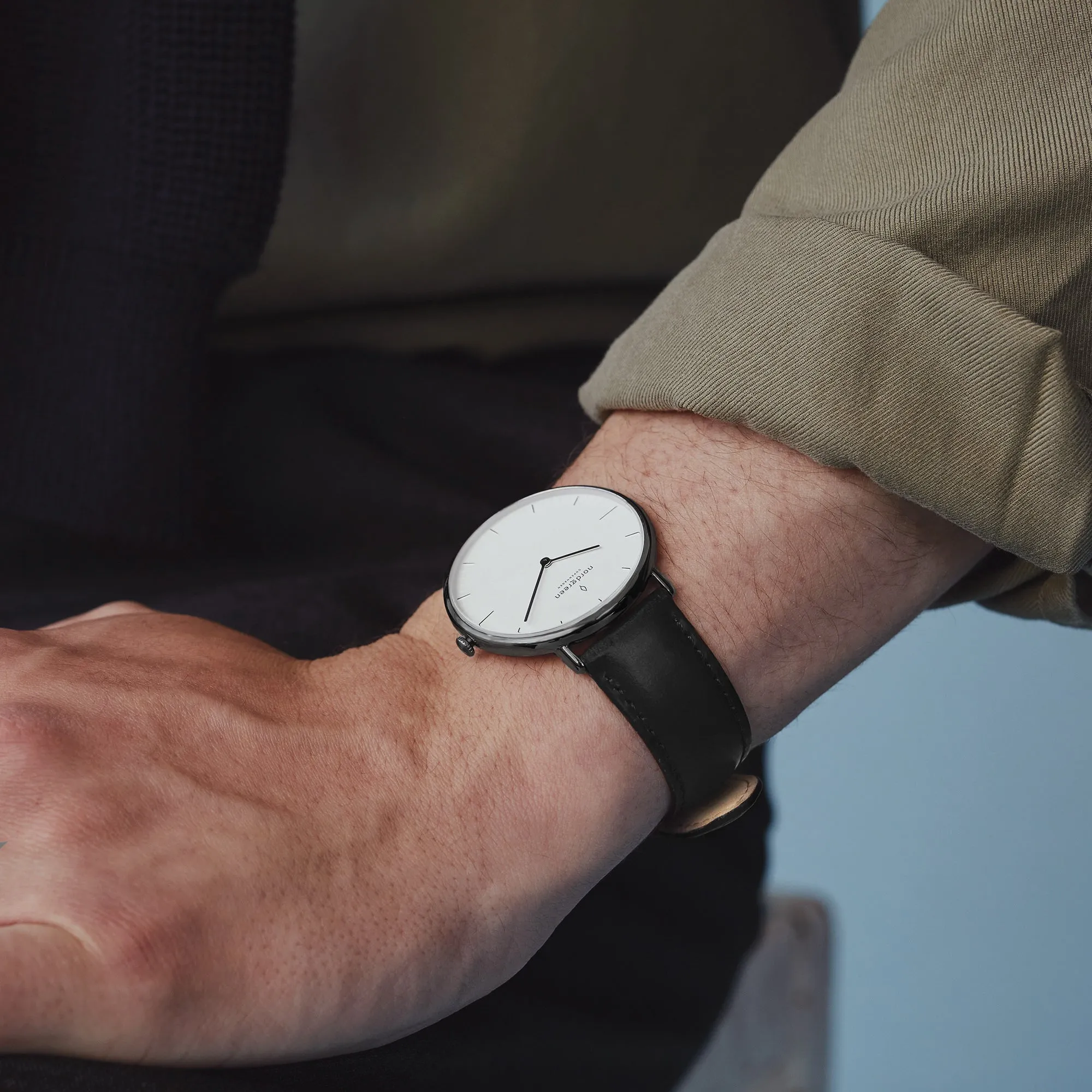 Native | Navy Dial - Black Vegan Leather