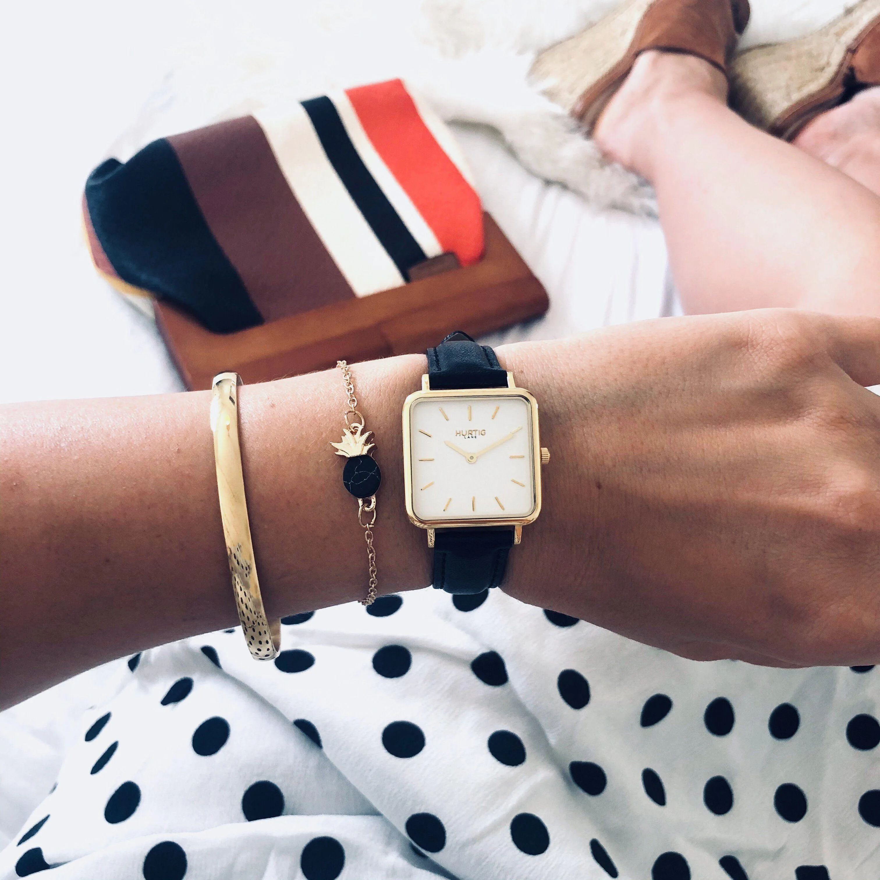 Neliö Square Vegan Leather Watch Gold, White & Black