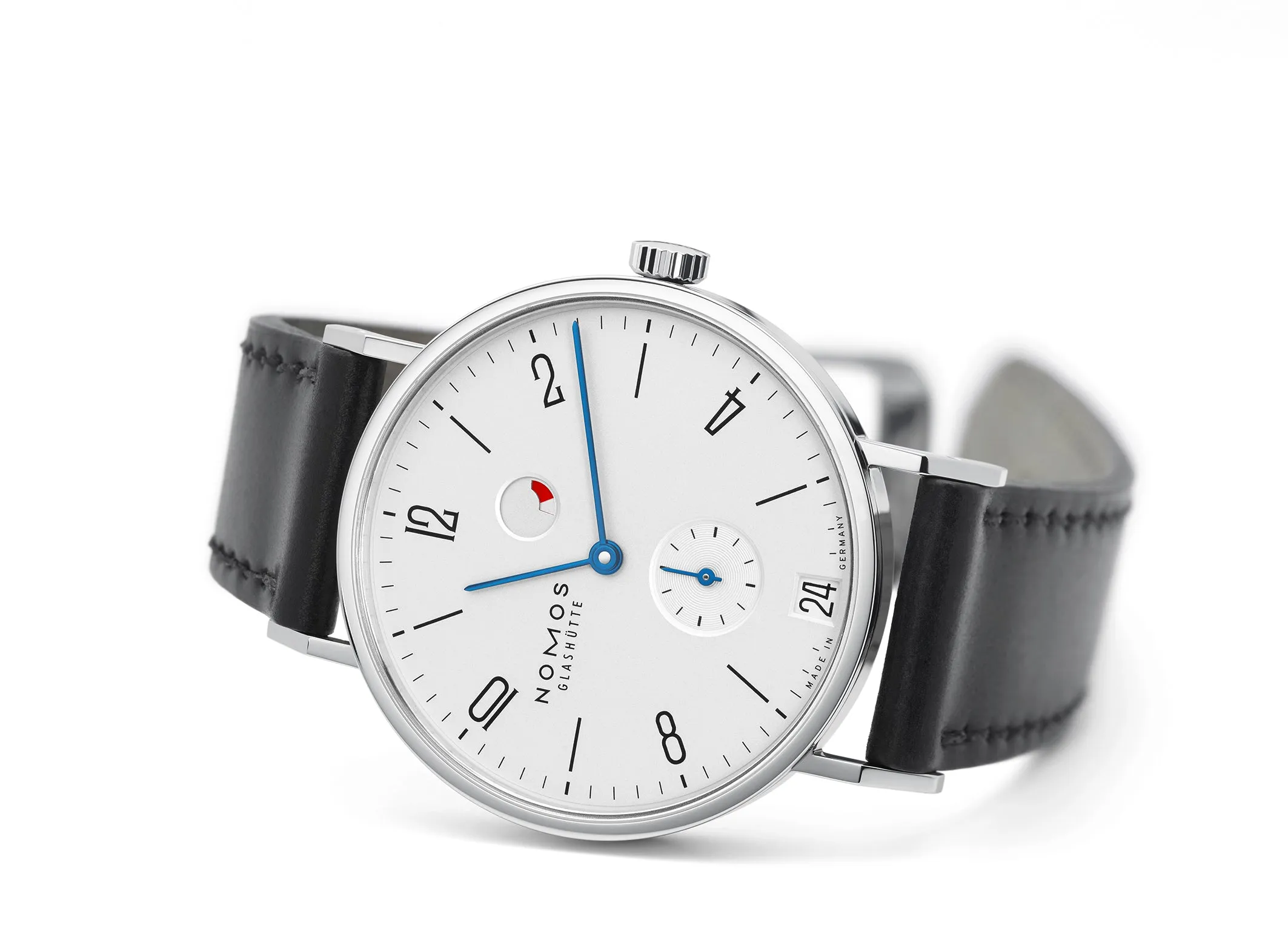 NOMOS Glashütte Tangente date power reserve